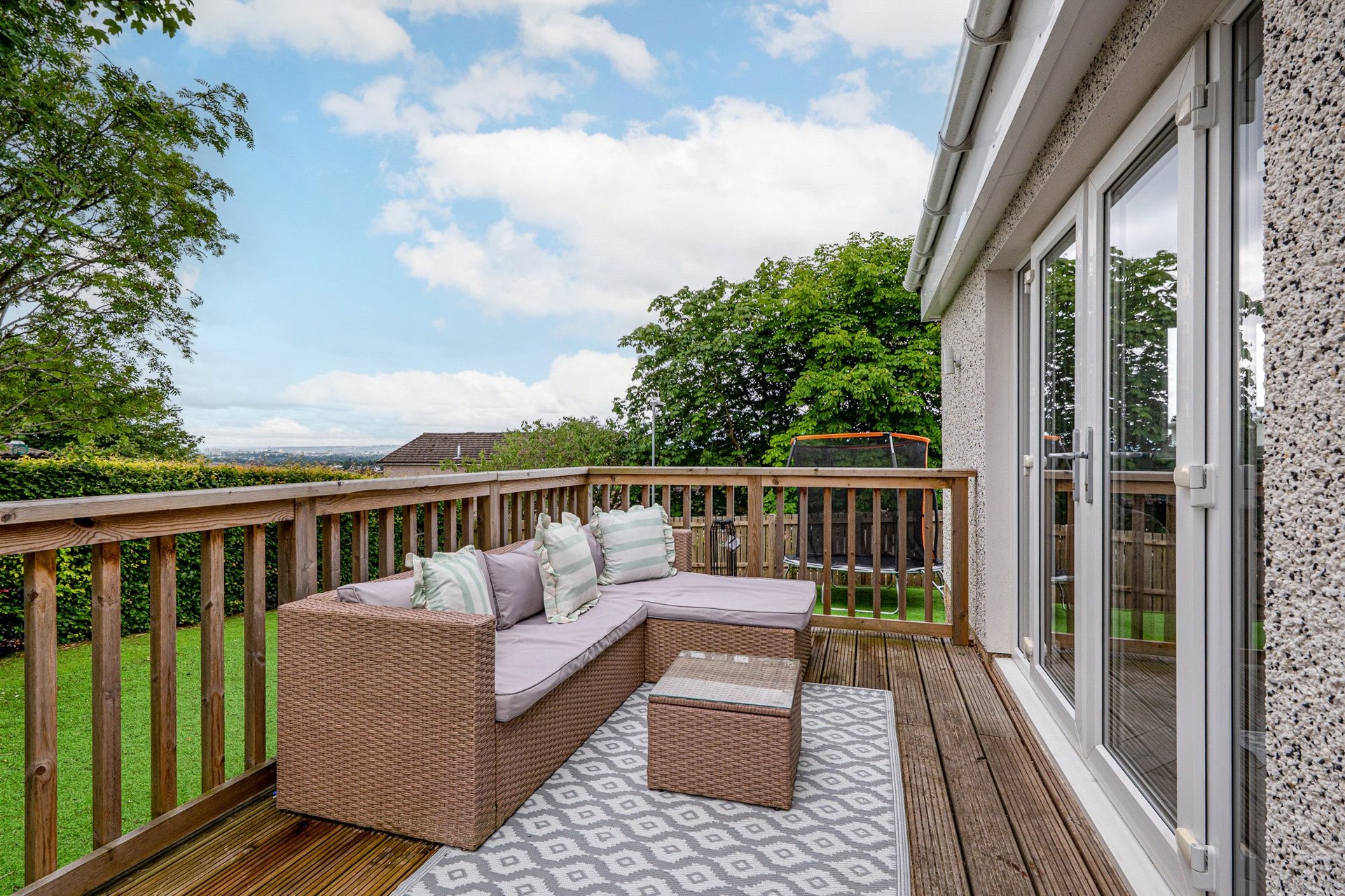9 Loyal Gardens, Bearsden, G61 4SA - Picture #32