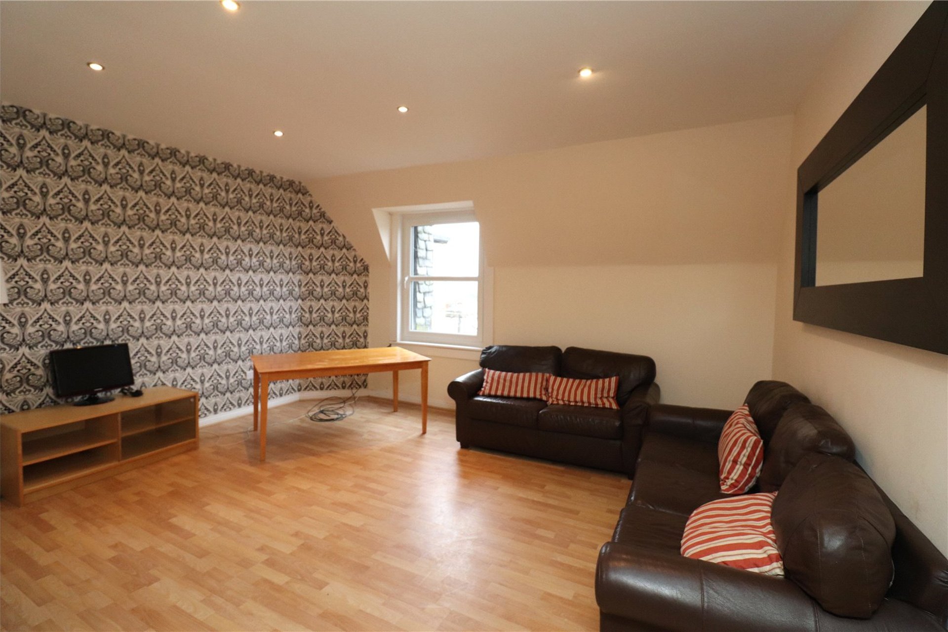Flat 3/4, 46 Bentinck Street, Kelvingrove, Glasgow, G3 7TT - Picture #2