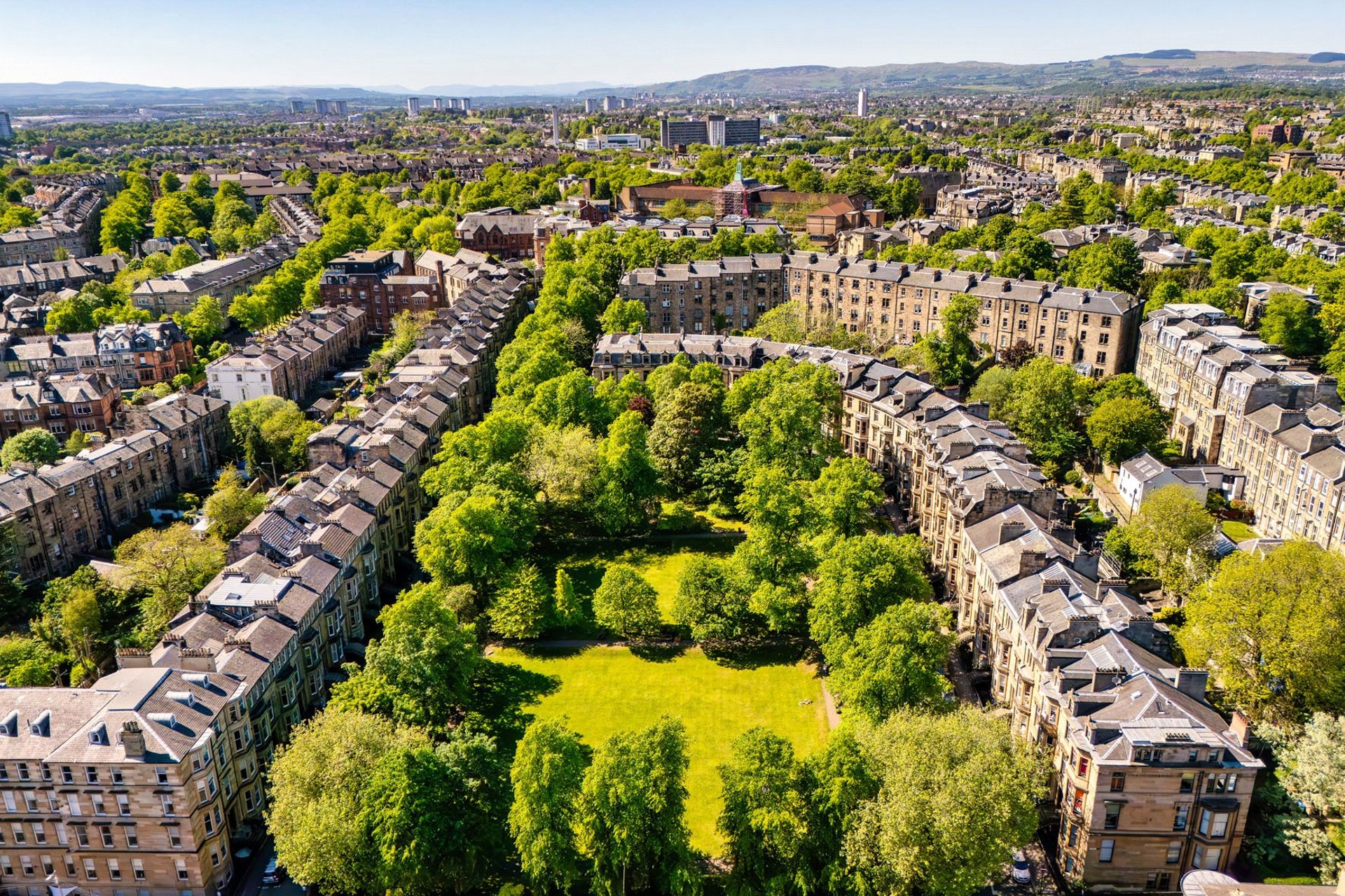 Upper Conversion 2/1, 30 Athole Gardens, Dowanhill, Glasgow, G12 9BD - Picture #2