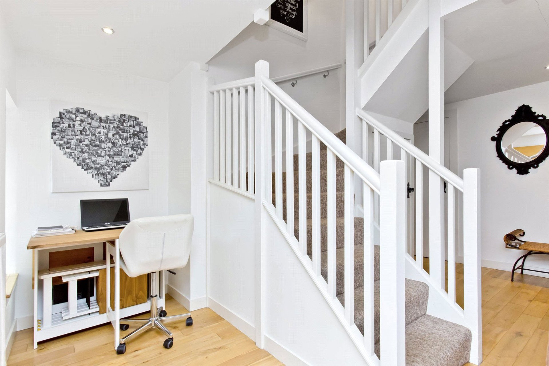 19 Dowies Mill Lane, Edinburgh, EH4 6DW - Picture #2