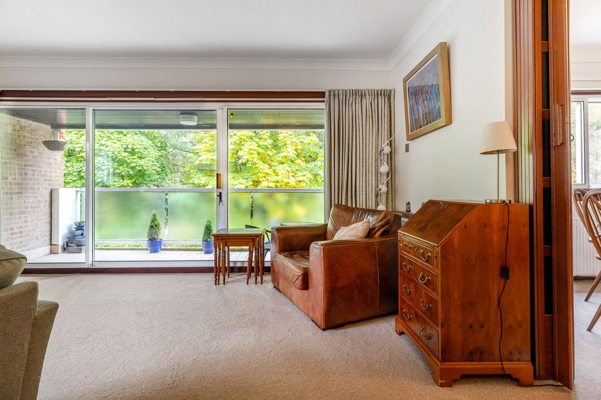 3/3 Whistlefield Court, 2 Canniesburn Road, Bearsden, G61 1PX - Picture #4