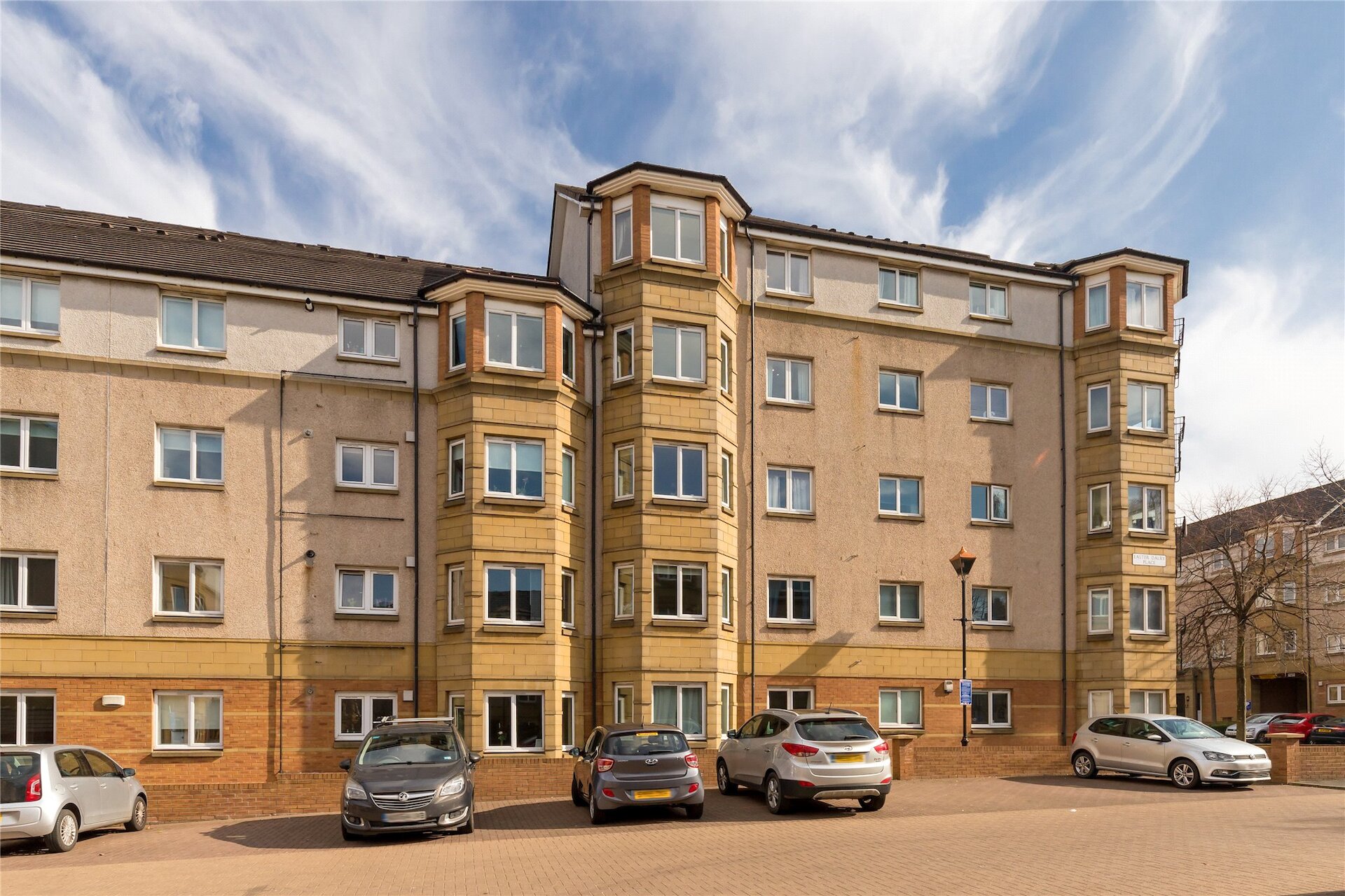 4/12 Easter Dalry Drive, Edinburgh, Midlothian, EH11 2TD - Picture #1