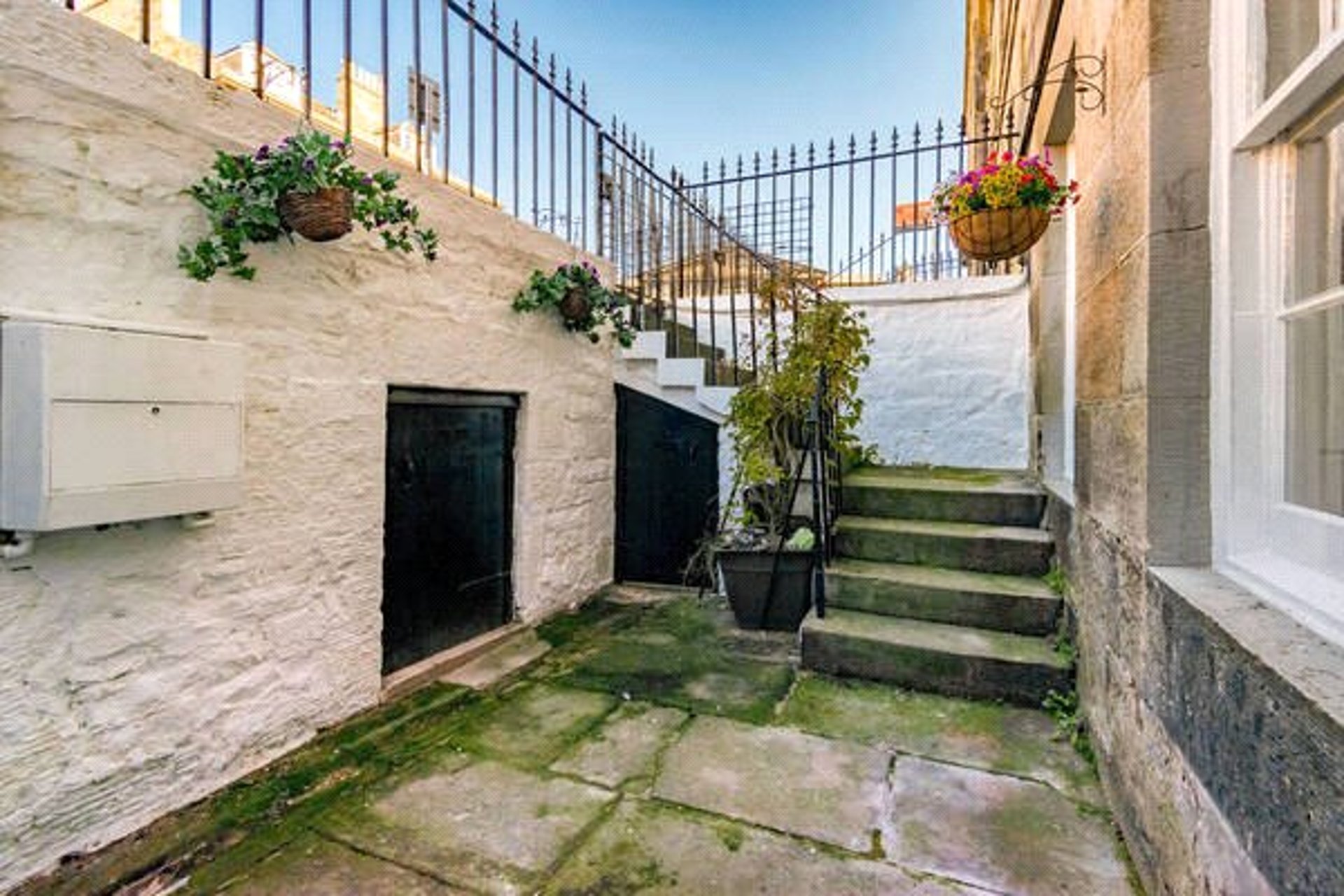 19 Broughton Place, Edinburgh, Midlothian, EH1 3RW - Picture #20