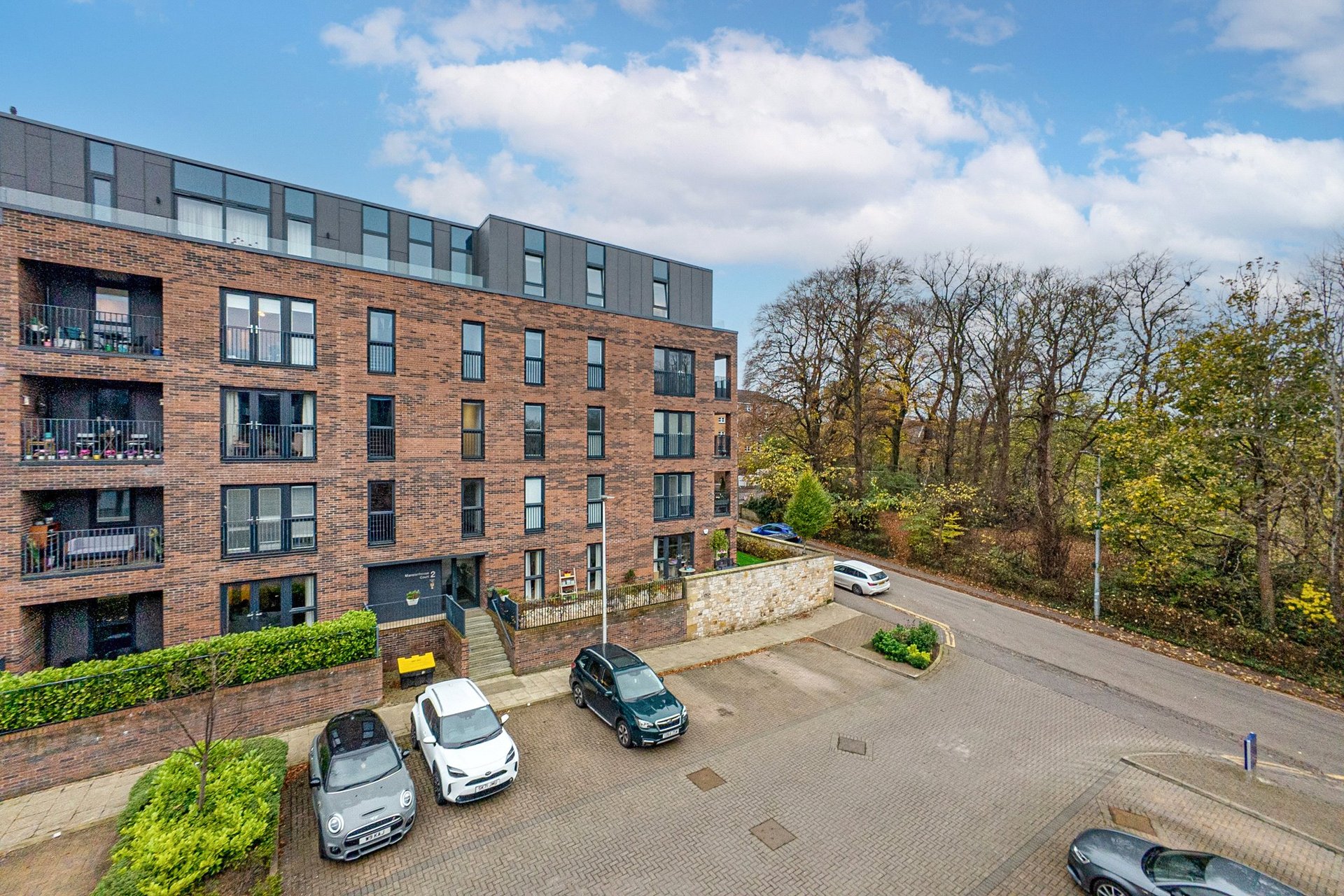 Flat 15, 2 Mansionhouse Court, Langside, Glasgow, G41 3DD - Picture #1