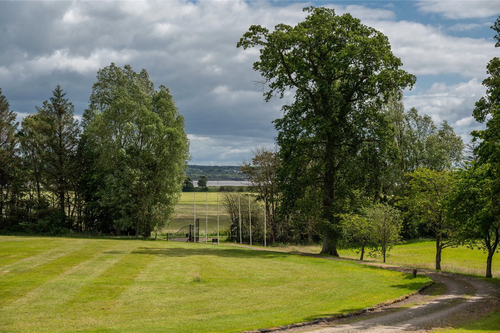 The Parsonage, Dunmore Park, Airth, Falkirk, FK2 8LU - Picture #4