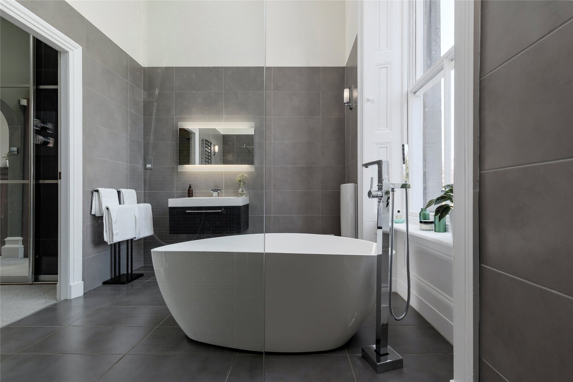 8 Corstorphine Road, Edinburgh, EH12 6HN - Picture #15