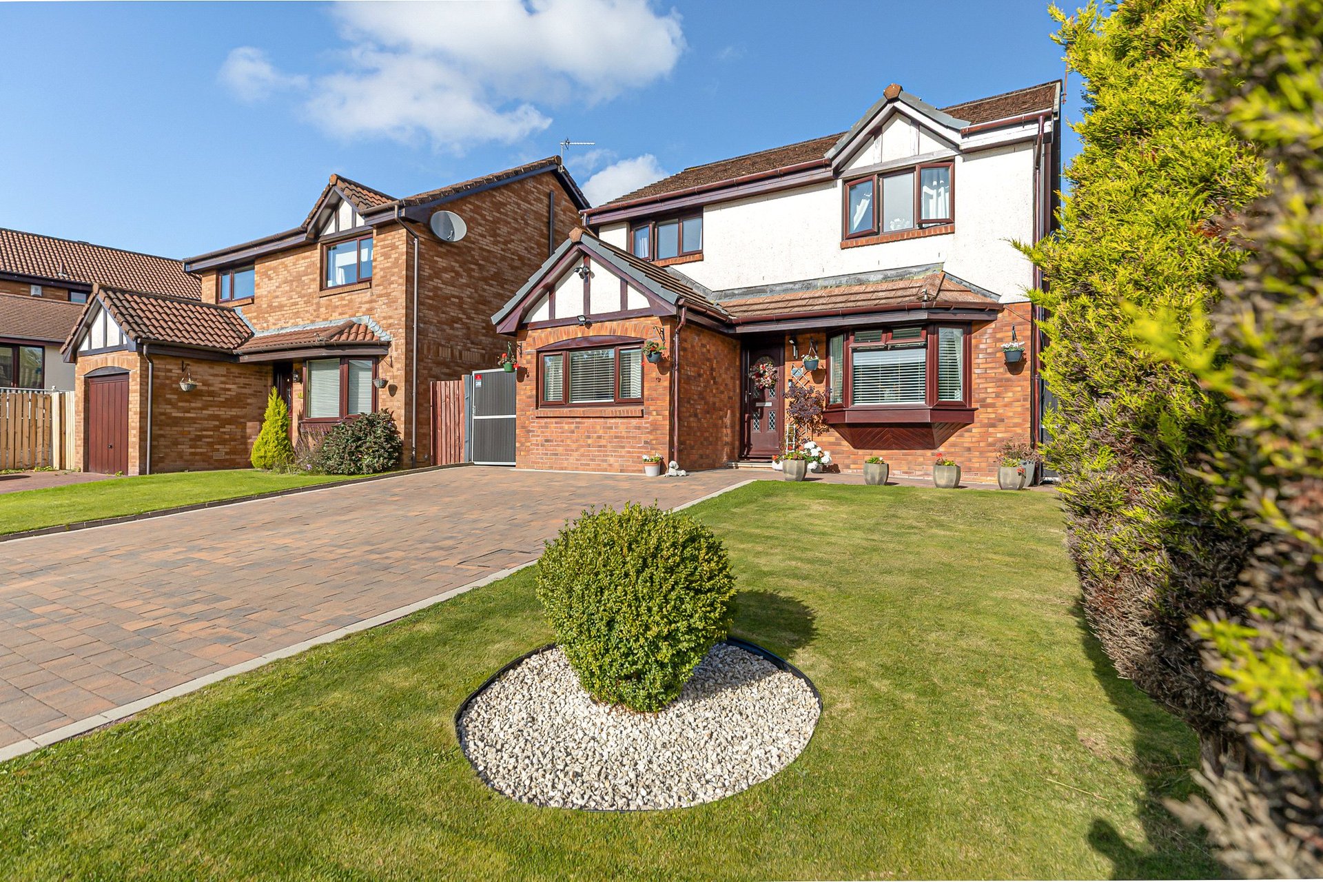 3 McKay Place, East Kilbride, Glasgow, South Lanarkshire, G74 4SP - Picture #1