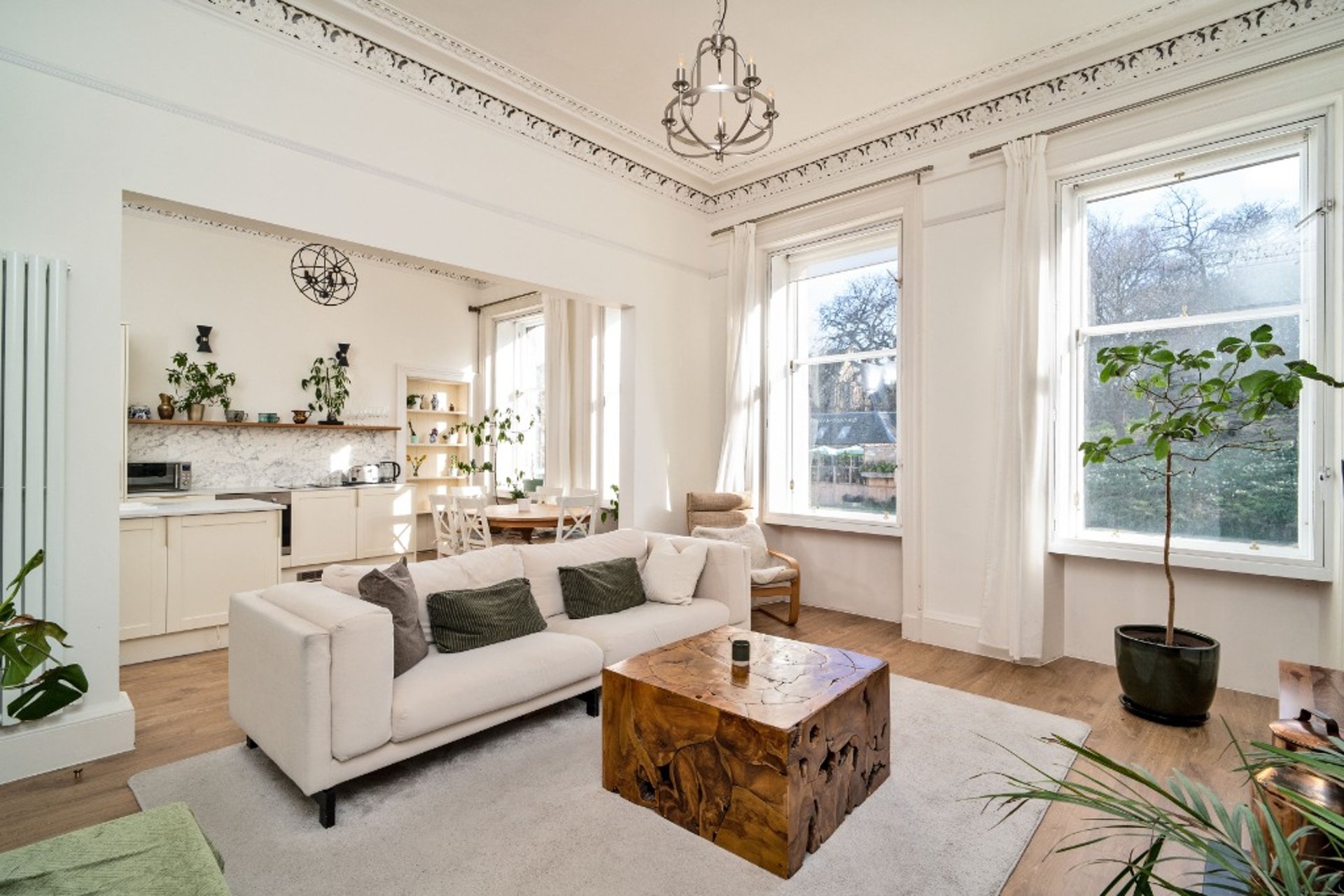 17 Brunton Place, Abbeyhill, Edinburgh, EH75EJ - Picture #3