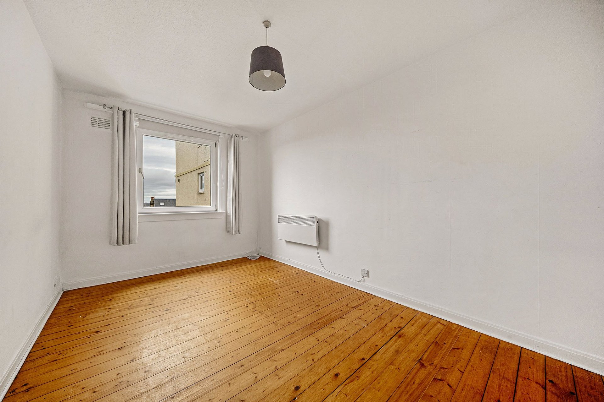 13 Queen's Park Court, Edinburgh, Midlothian, EH8 7DY - Picture #13