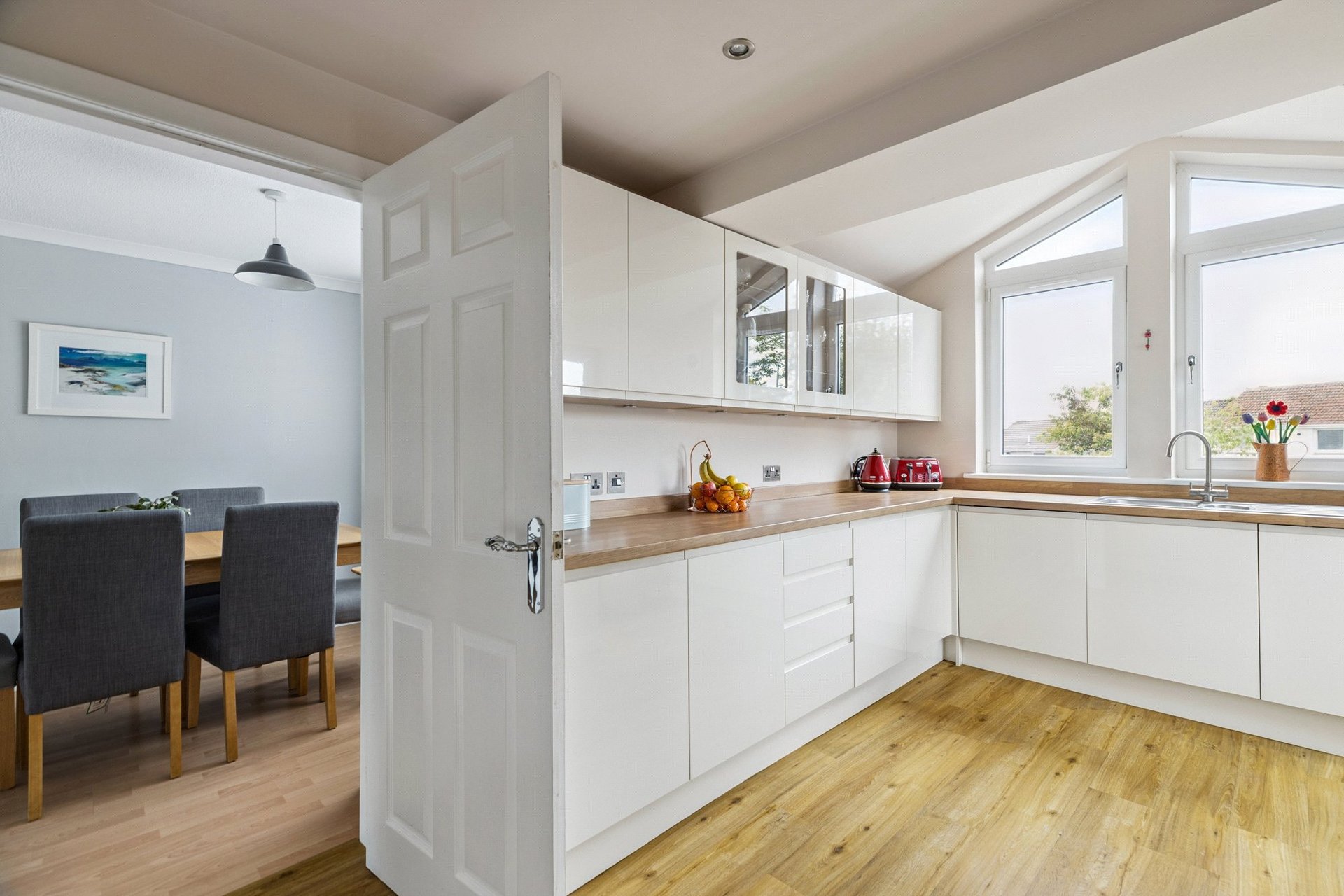 2 Kilmannan Gardens, Milngavie, G62 7EL - Picture #7