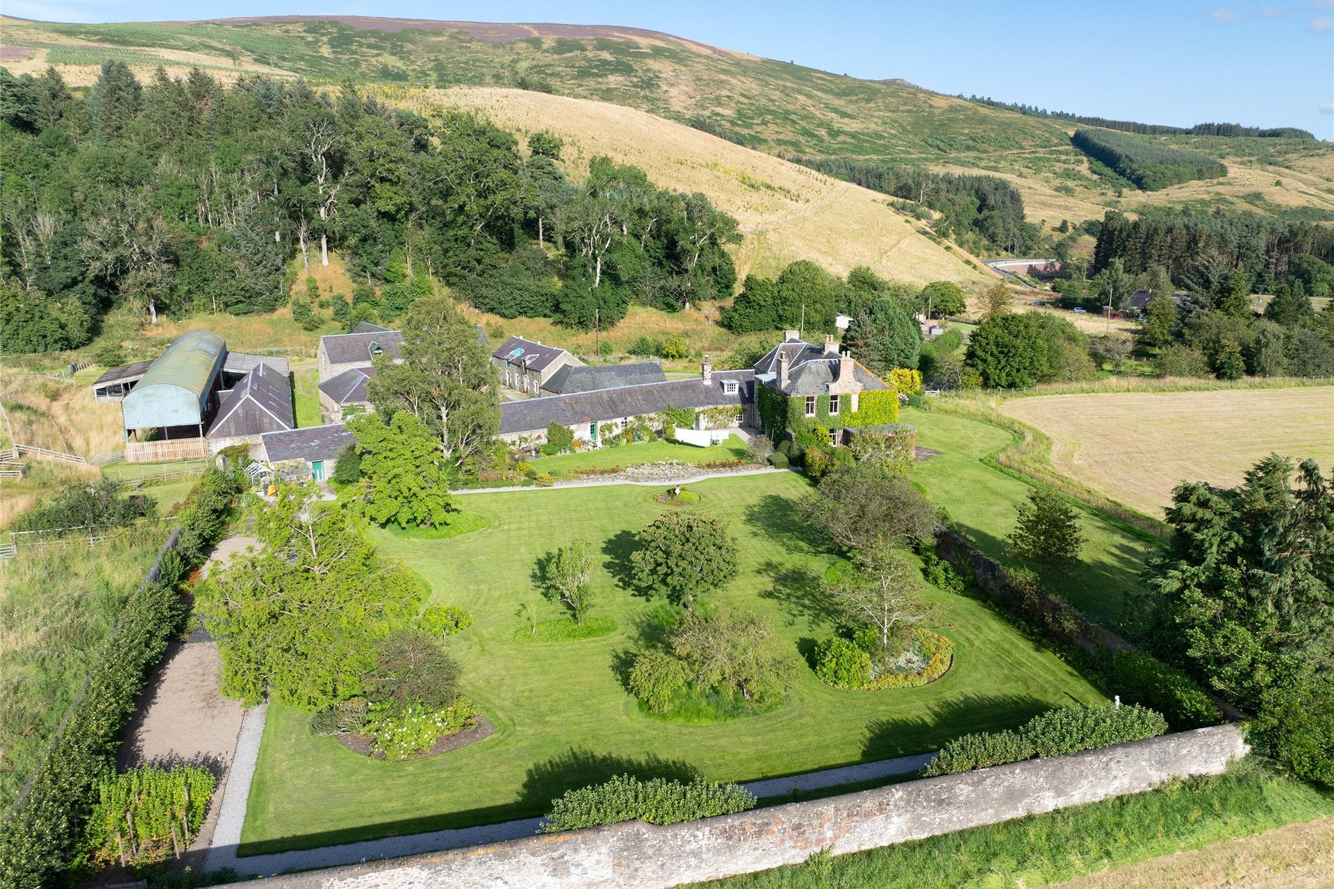 Nether Horsburgh Farmhouse, Innerleithen, Scottish Borders, EH44 6RE - Picture #3