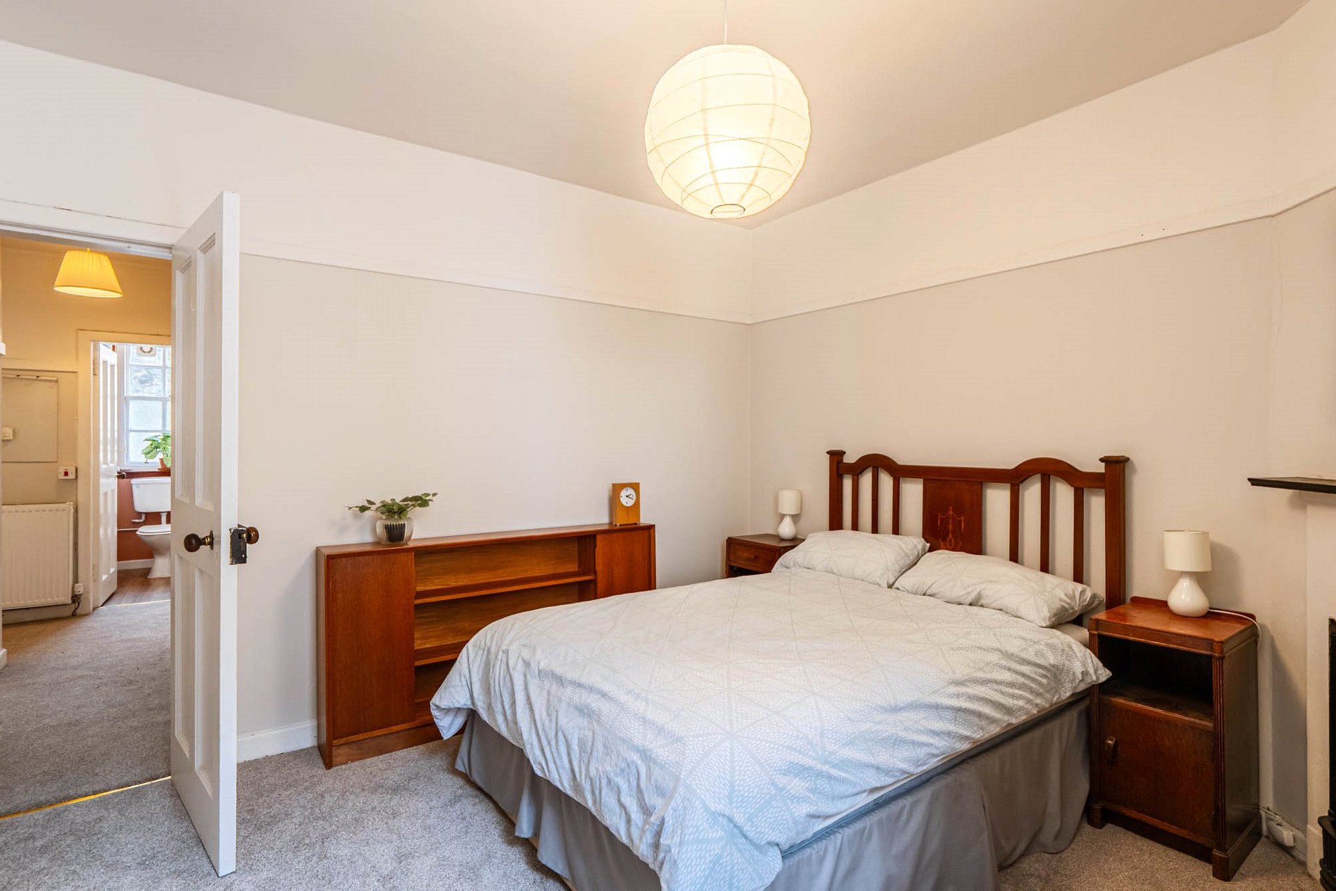 123/2 Canongate, Edinburgh, EH8 8BP - Picture #5