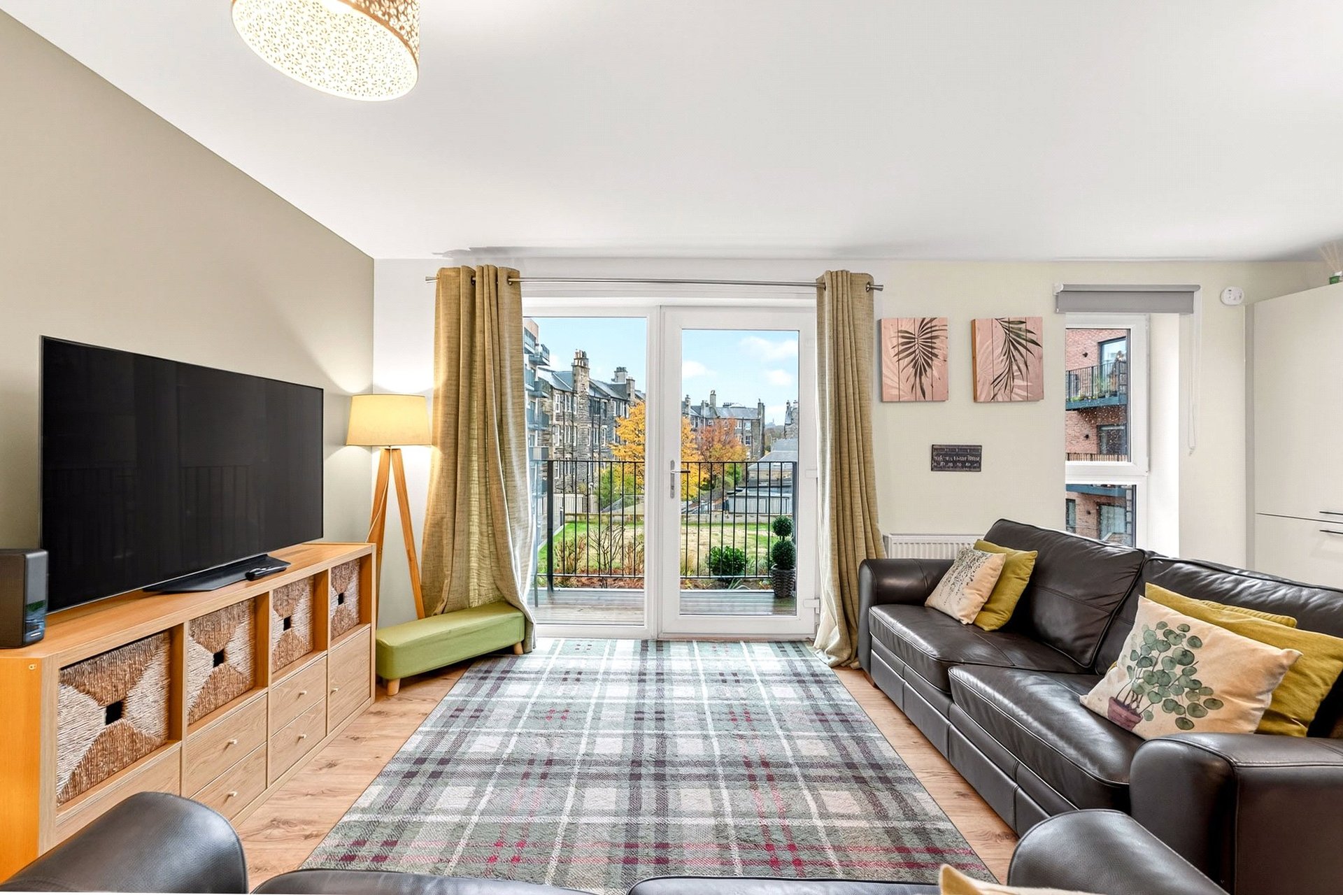 Flat 8, 22 Pillans Place, Edinburgh, Midlothian, EH6 7AZ - Picture #4