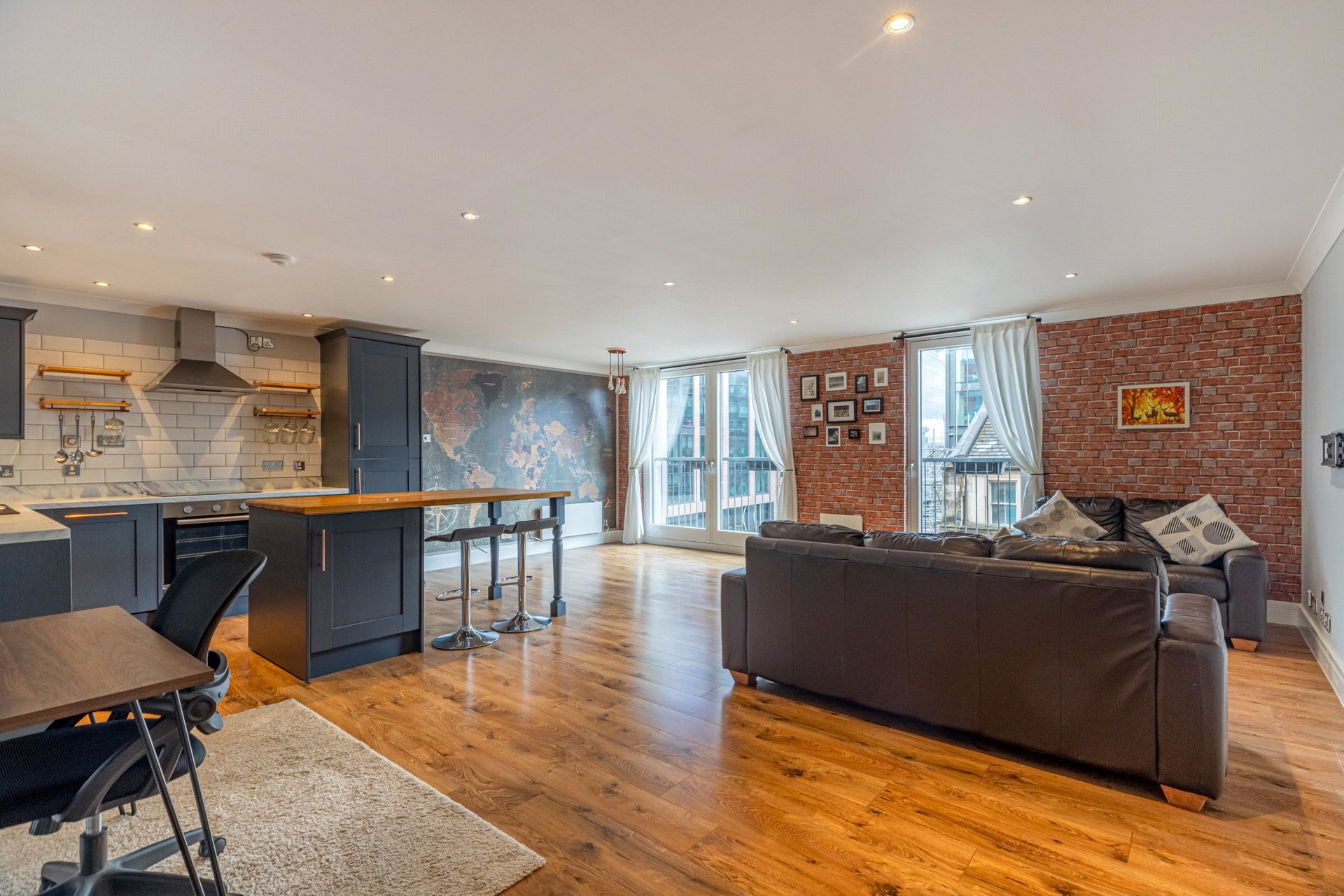 Block F 4/1 The Bridge Apartments, 350 Argyle Street, Glasgow City, G2 8NE - Picture #2