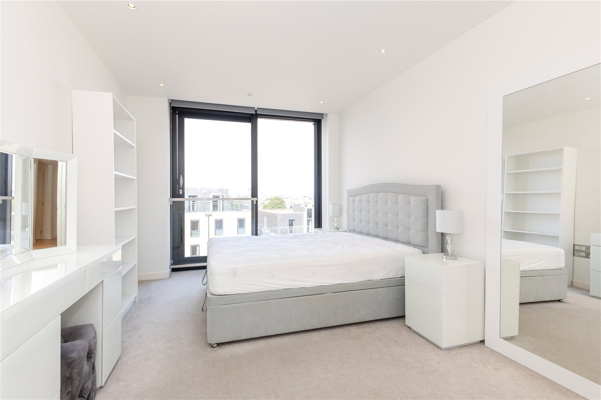 Flat 40, 4 Simpson Loan, Edinburgh, EH3 9GY - Picture #10