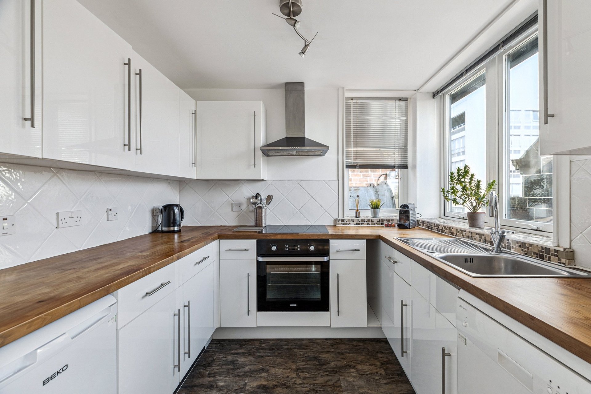 Flat 24, 203 Pitt Street, Glasgow City, G2 4DT - Picture #6
