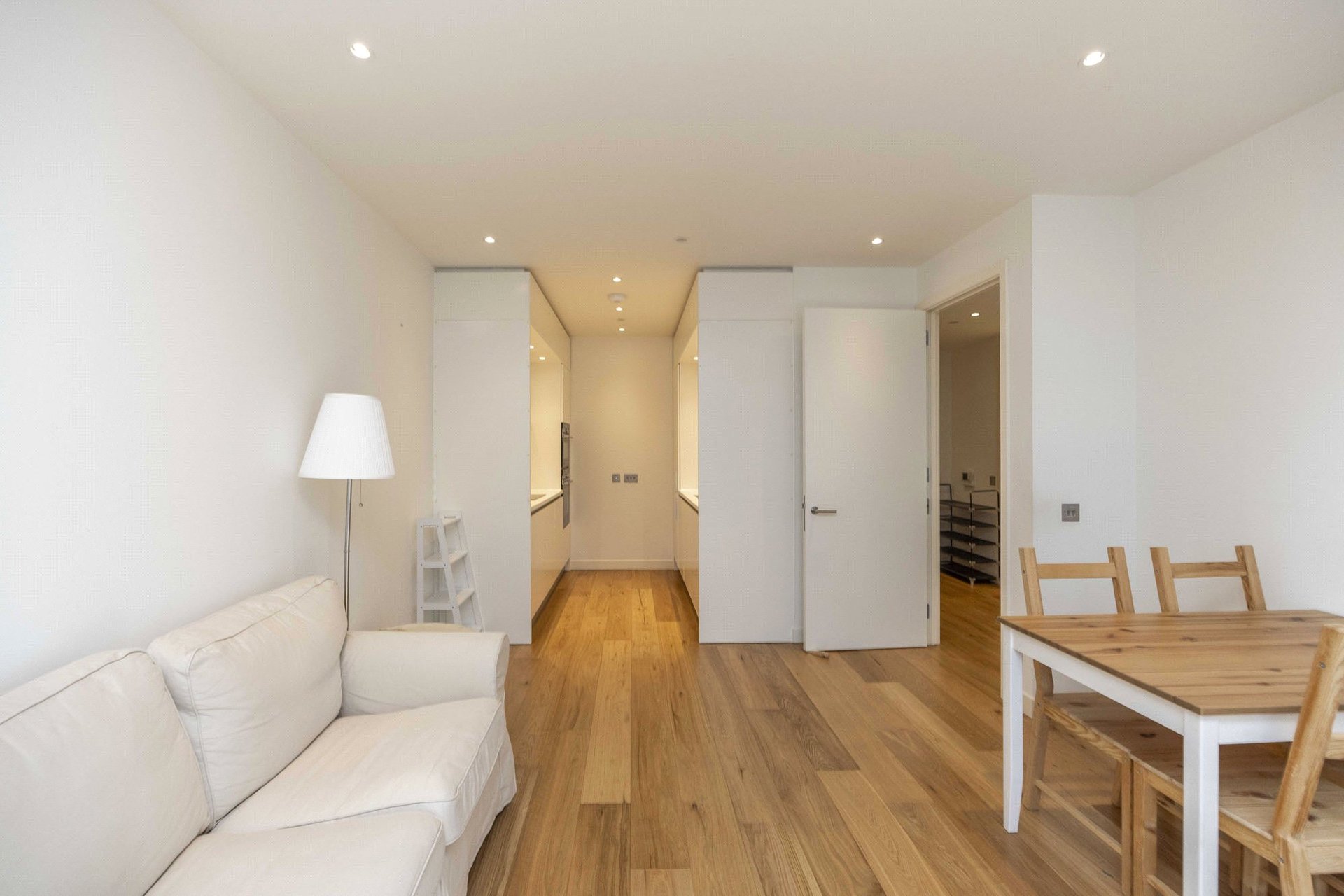 Flat 43, 6 Simpson Loan, Edinburgh, Midlothian, EH3 9GT - Picture #6