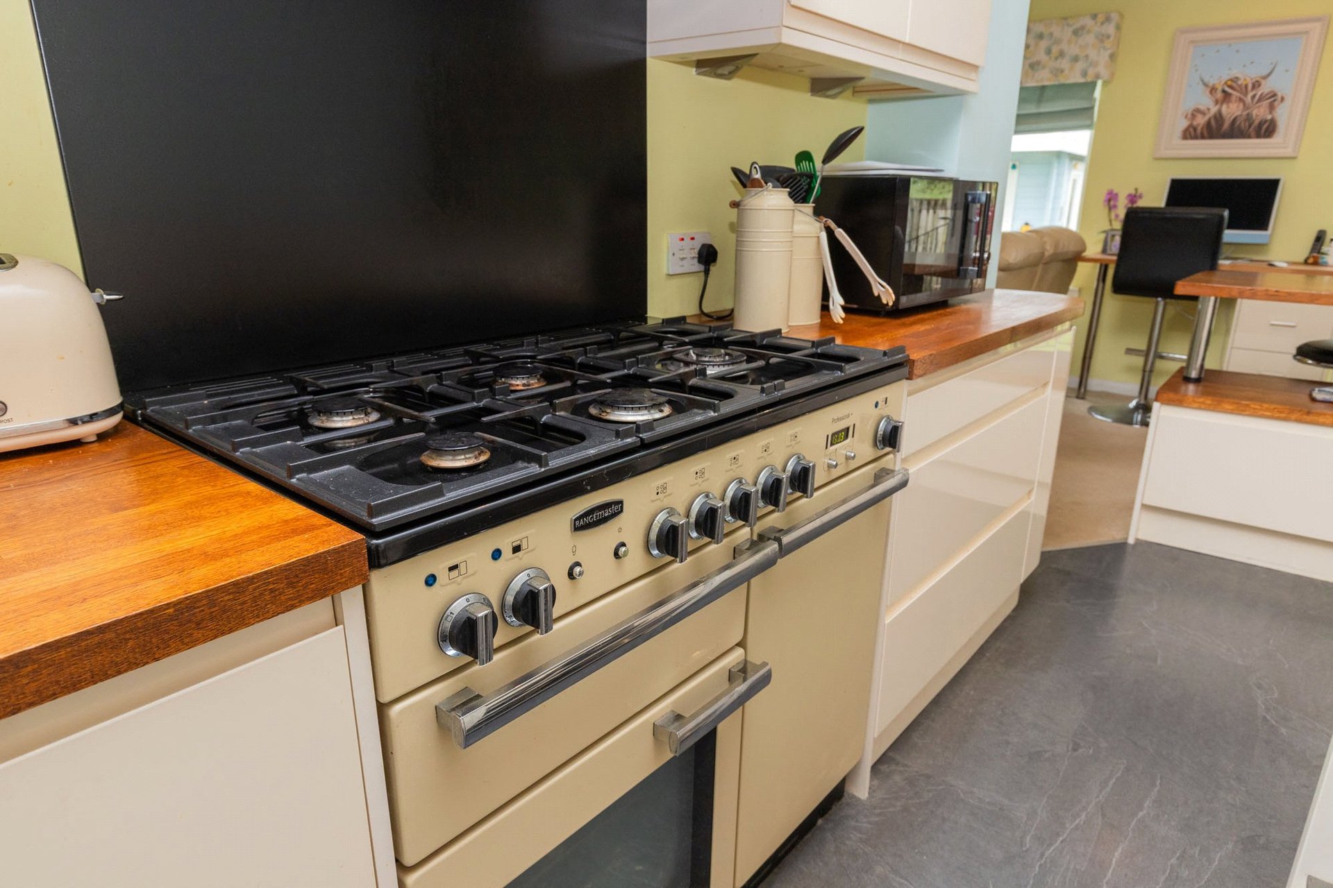 108 Mearns Road, Clarkston, Glasgow, East Renfrewshire, G76 7UP - Picture #21