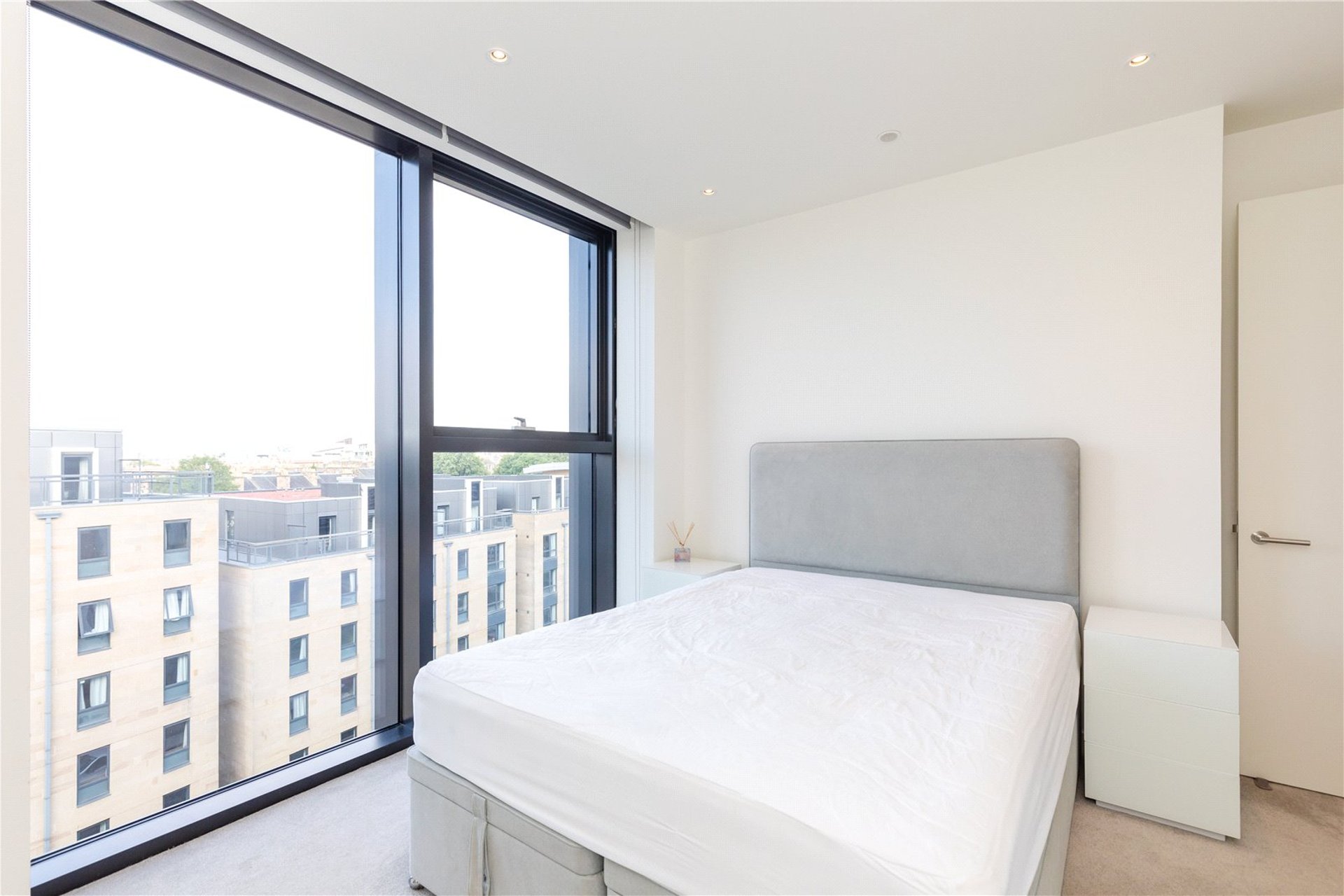 Flat 40, 4 Simpson Loan, Edinburgh, EH3 9GY - Picture #17
