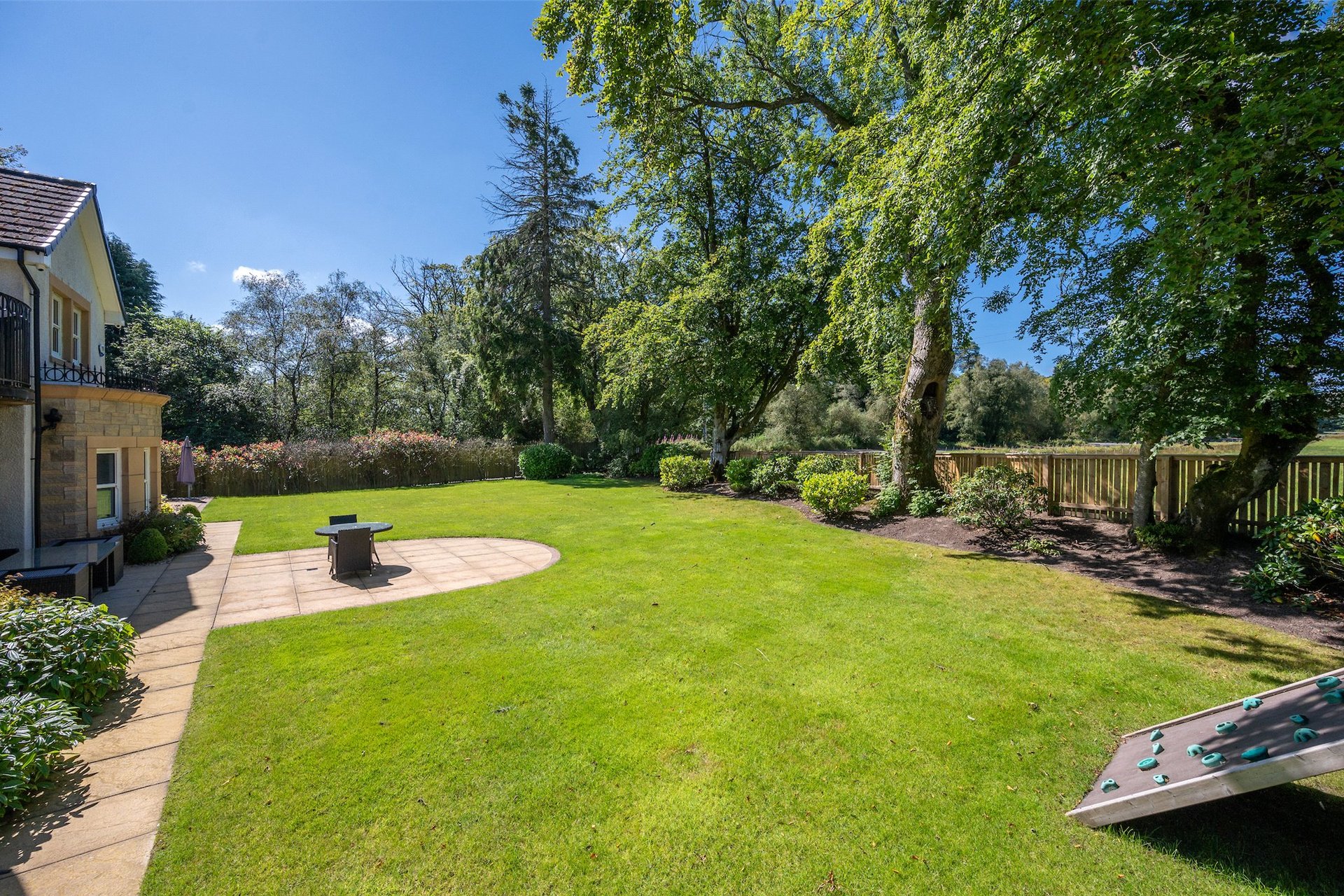 1 Rutherford Castle Green, West Linton, Scottish Borders, EH46 7AW - Picture #2
