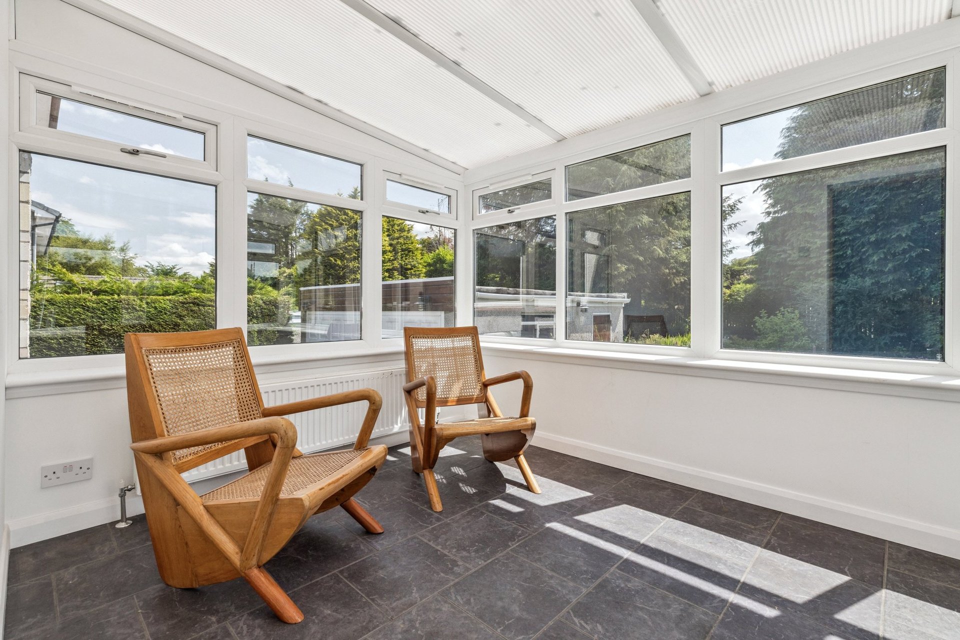 12 Seafield Avenue, Bearsden, G61 3LB - Picture #32