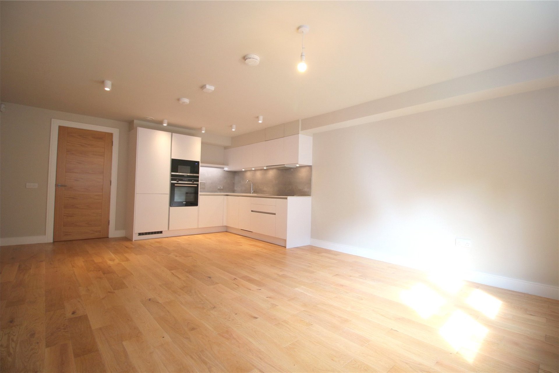 Flat 2, 3 South Gayfield Lane, Edinburgh, Midlothian, EH1 3NE - Picture #5