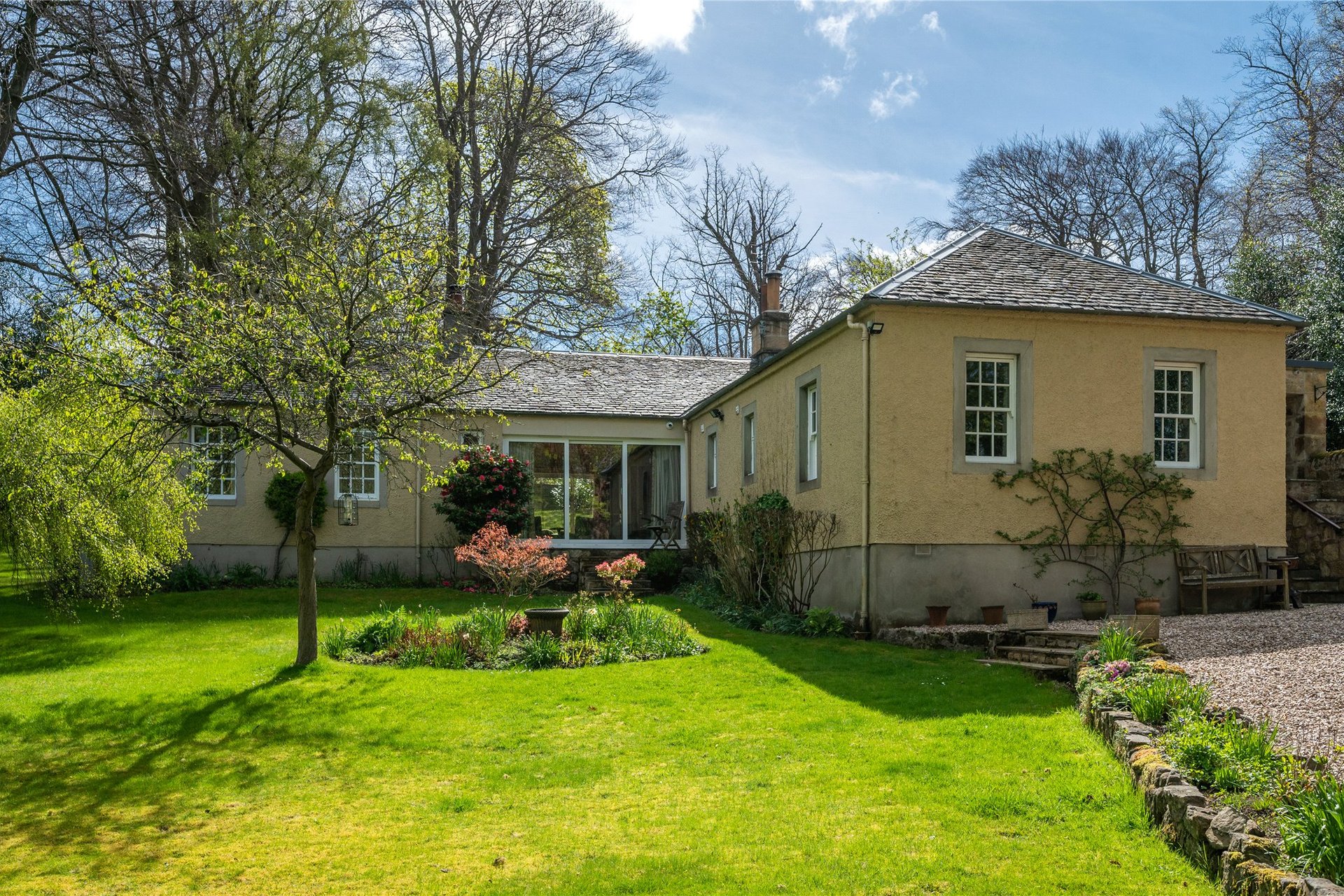 Dunesk Lodge, Green Lane, Lasswade, Midlothian, EH18 1HE - Picture #1