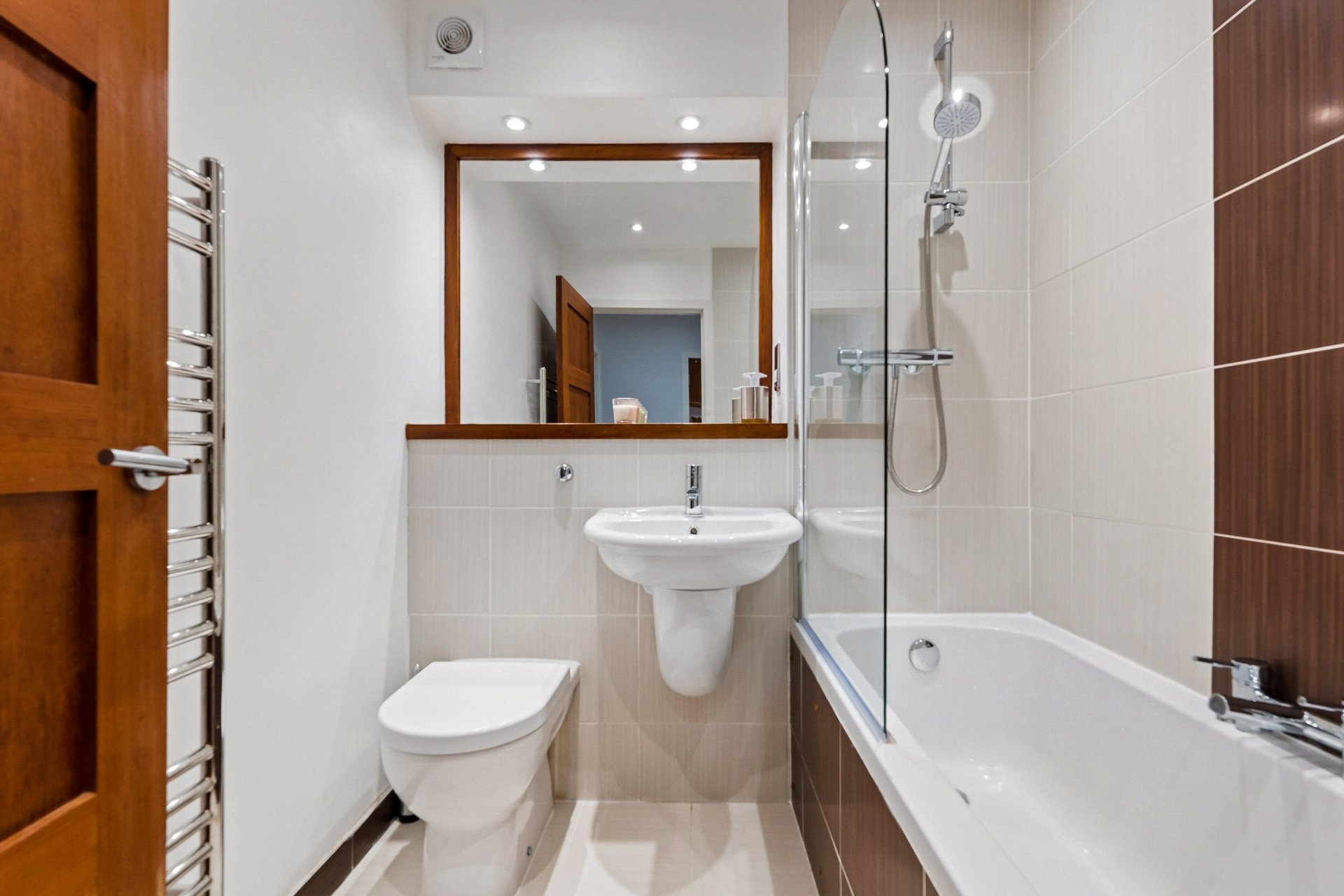 Flat 3/4 Whistlefield Court, Bearsden, G61 1PX - Picture #27