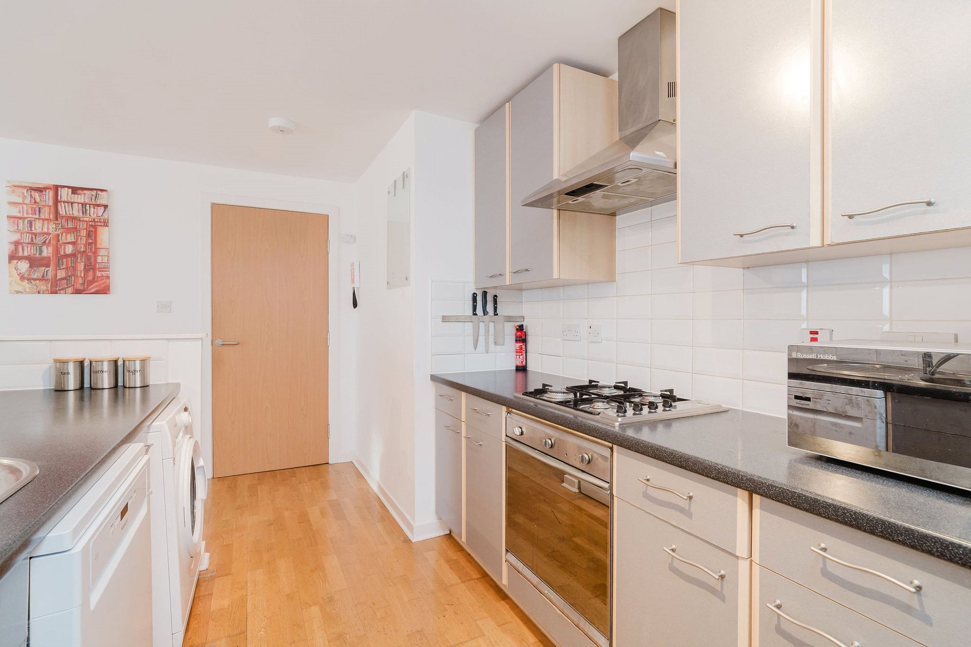 215/2 Granton Road, Trinity, Edinburgh, EH5 1HD - Picture #9