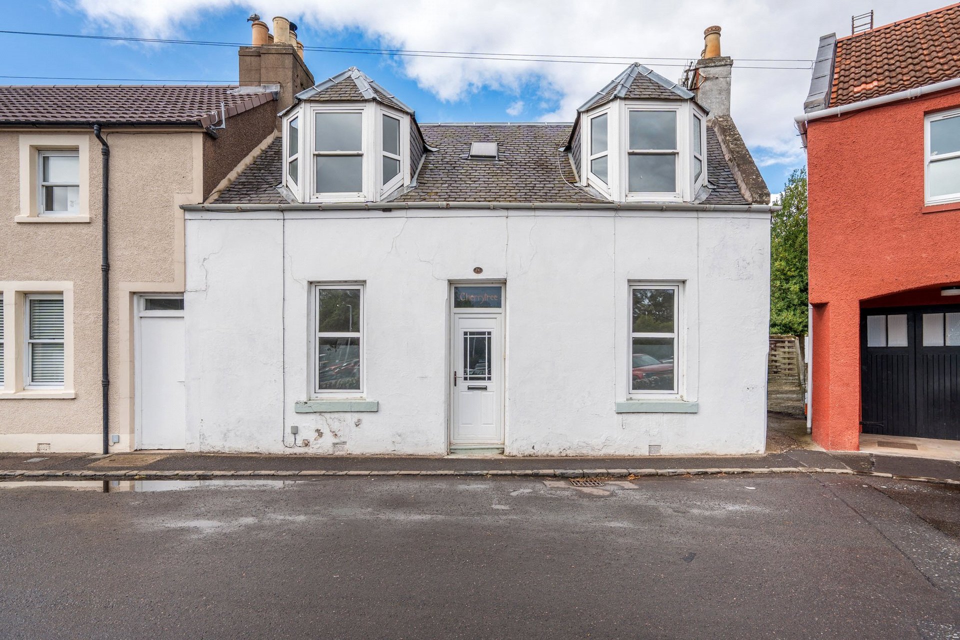 Cherry Tree Cottage, 26 Castlefield, Cupar, Fife, KY15 4DB - Picture #2