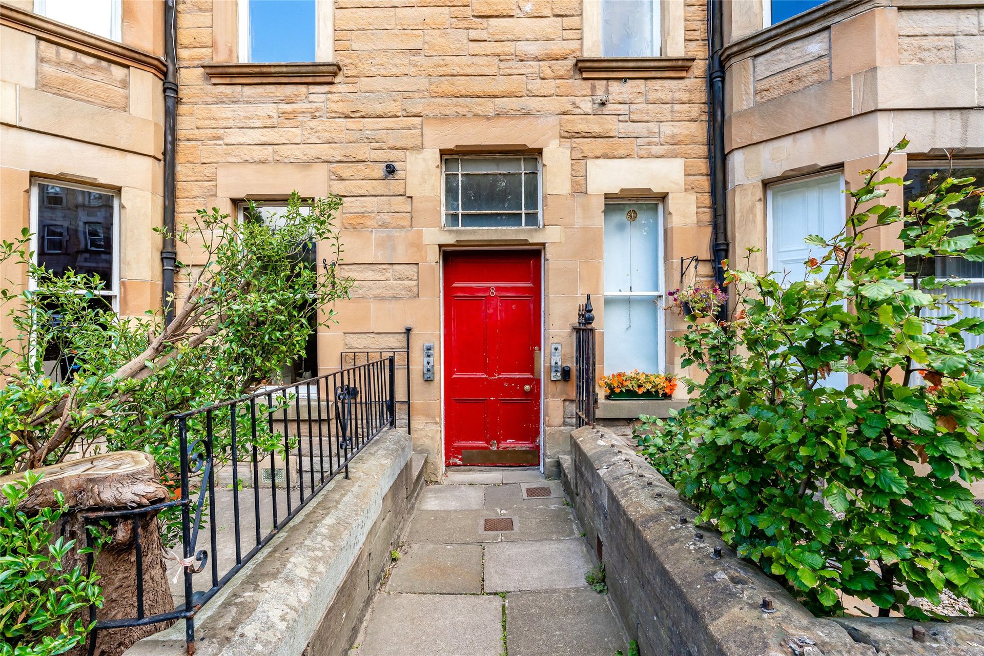 8/9 Viewforth Square, Viewforth, Edinburgh, EH10 4LP - Picture #2