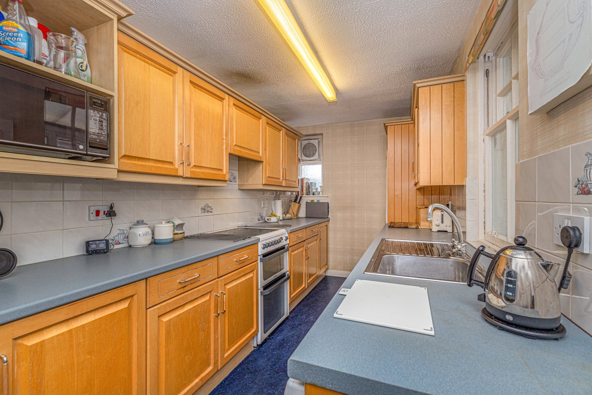 4 Burnhead Road, Newlands, Glasgow, G43 2SU - Picture #11