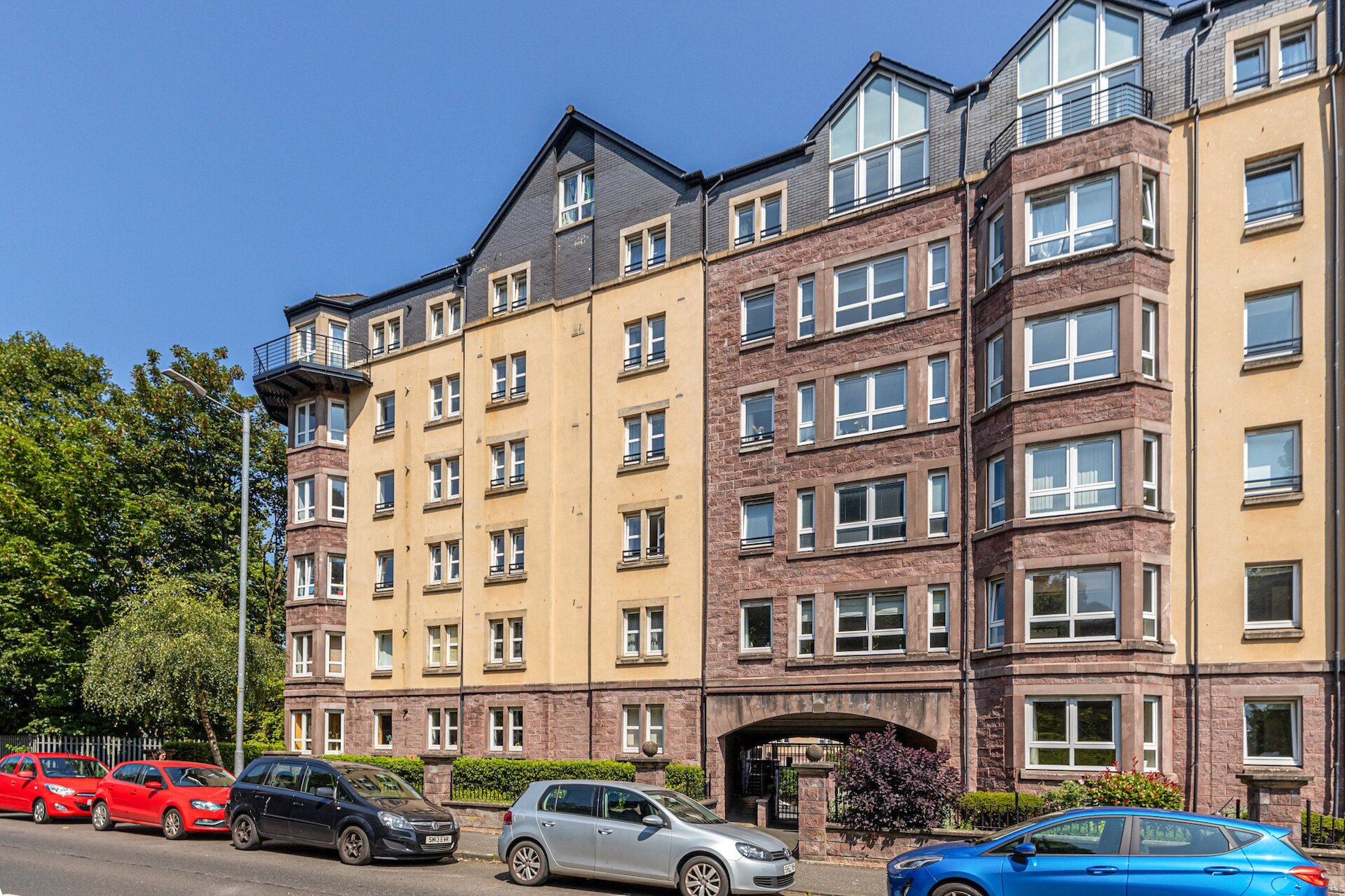 1/3, 172 Crow Road, Broomhill, Glasgow, G11 7JS - Picture #1