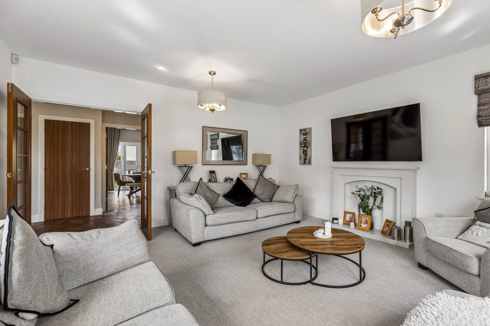 1 Grant Place, Bearsden, G61 3FA - Picture #8