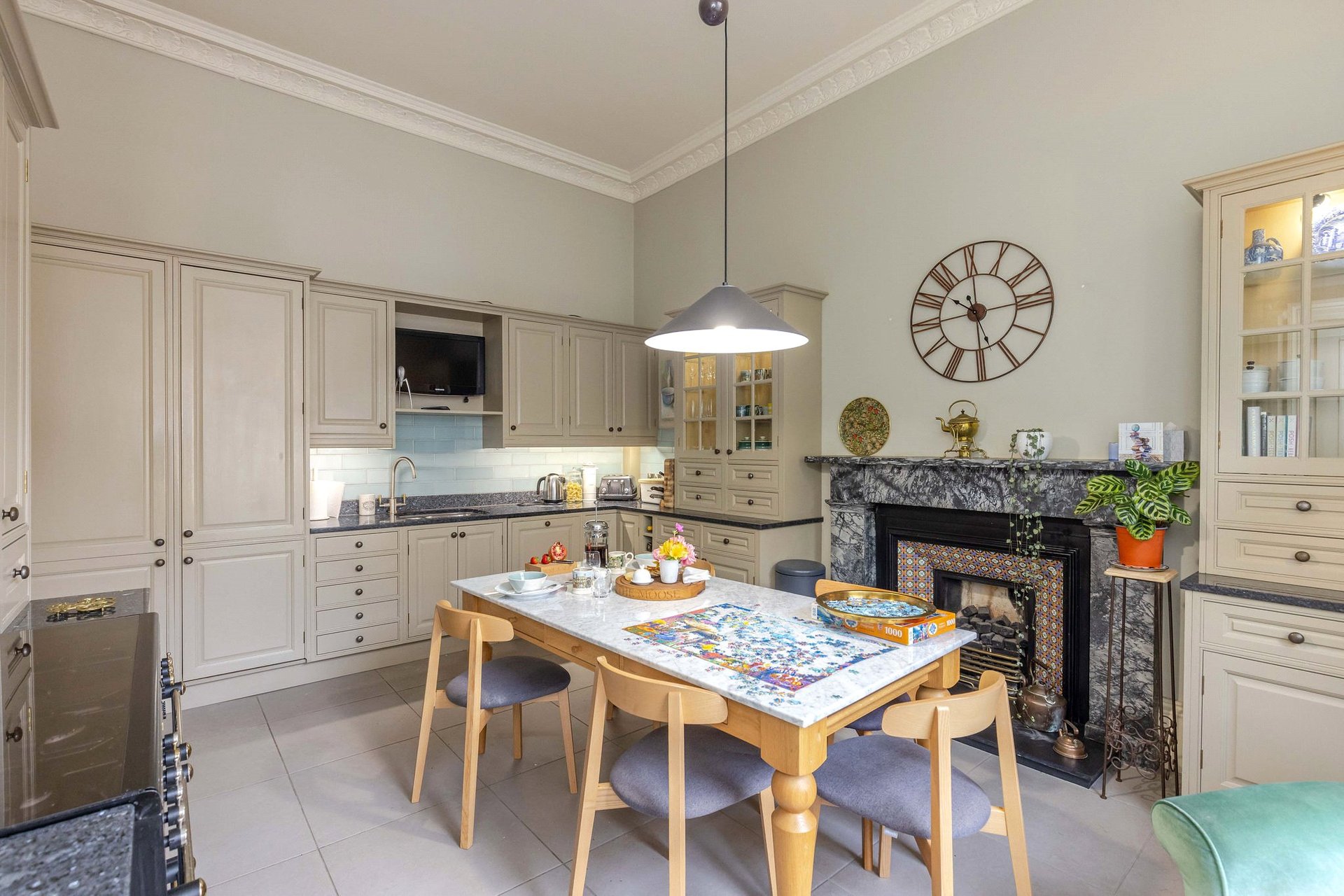 8 Alva Street, Edinburgh, Midlothian, EH2 4QG - Picture #9