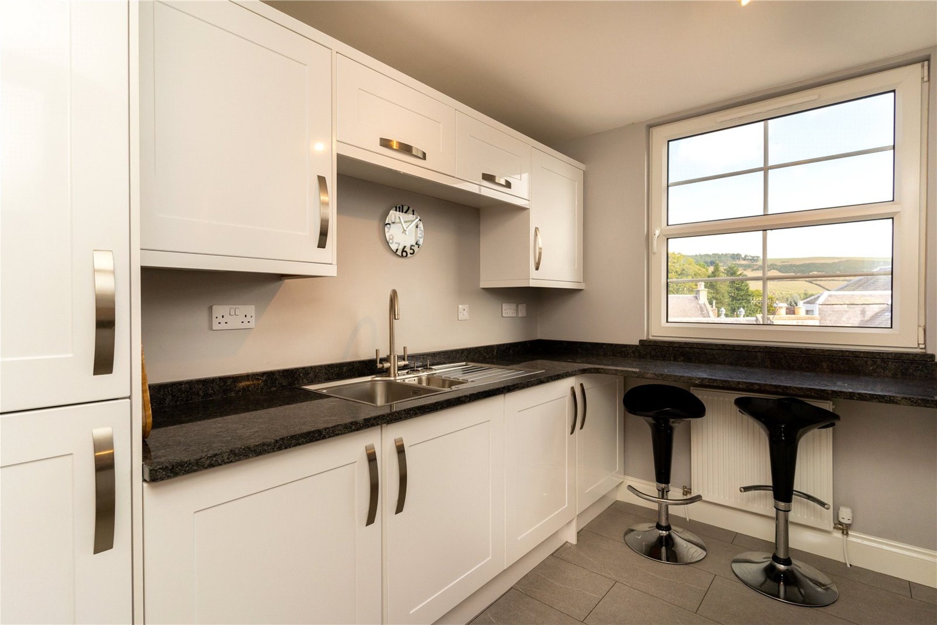 Teac Failte, 2 High Street, Melrose, Scottish Borders, TD6 9PA - Picture #9