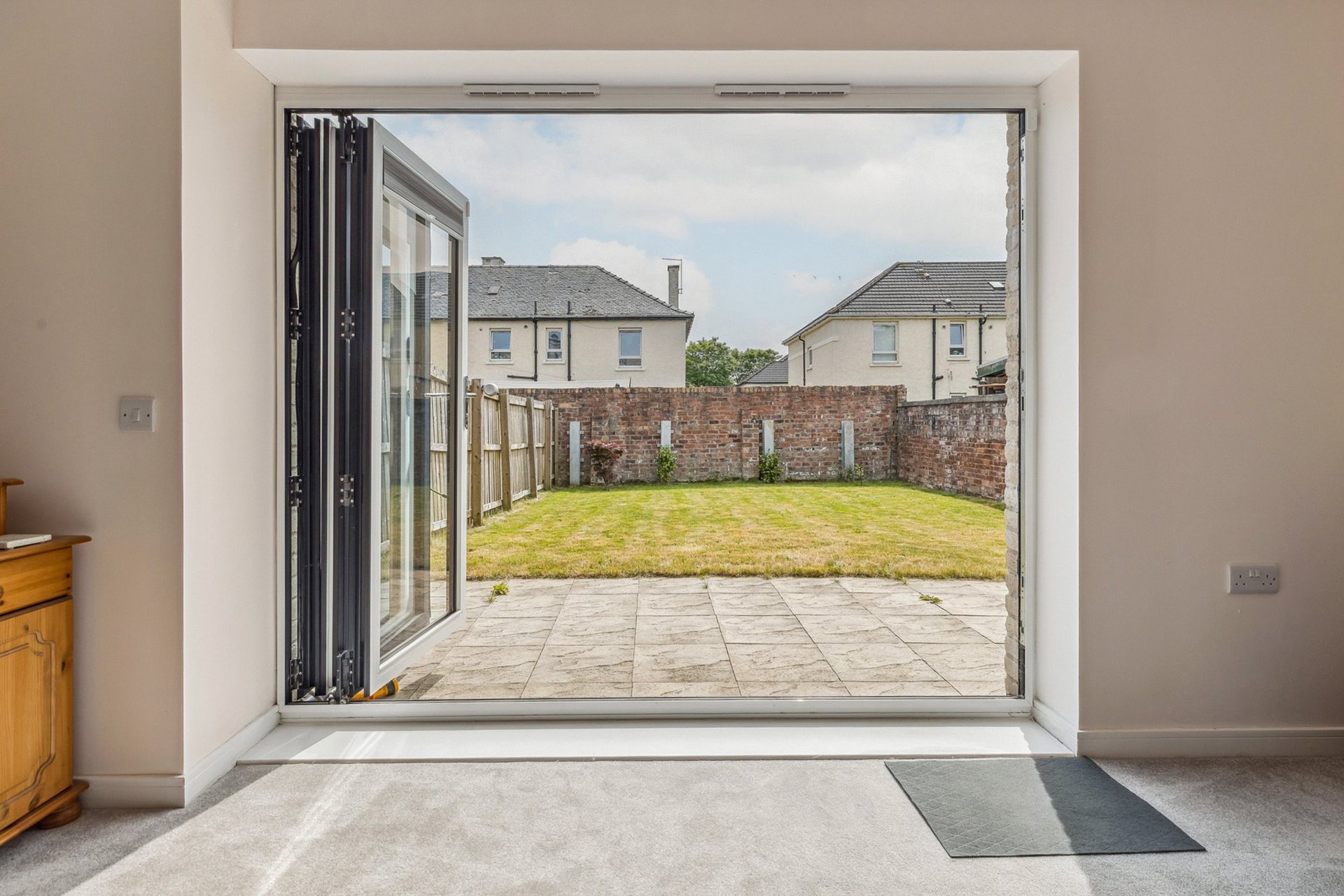 1 Greenknowe Court, Glasgow, G43 1FW - Picture #3