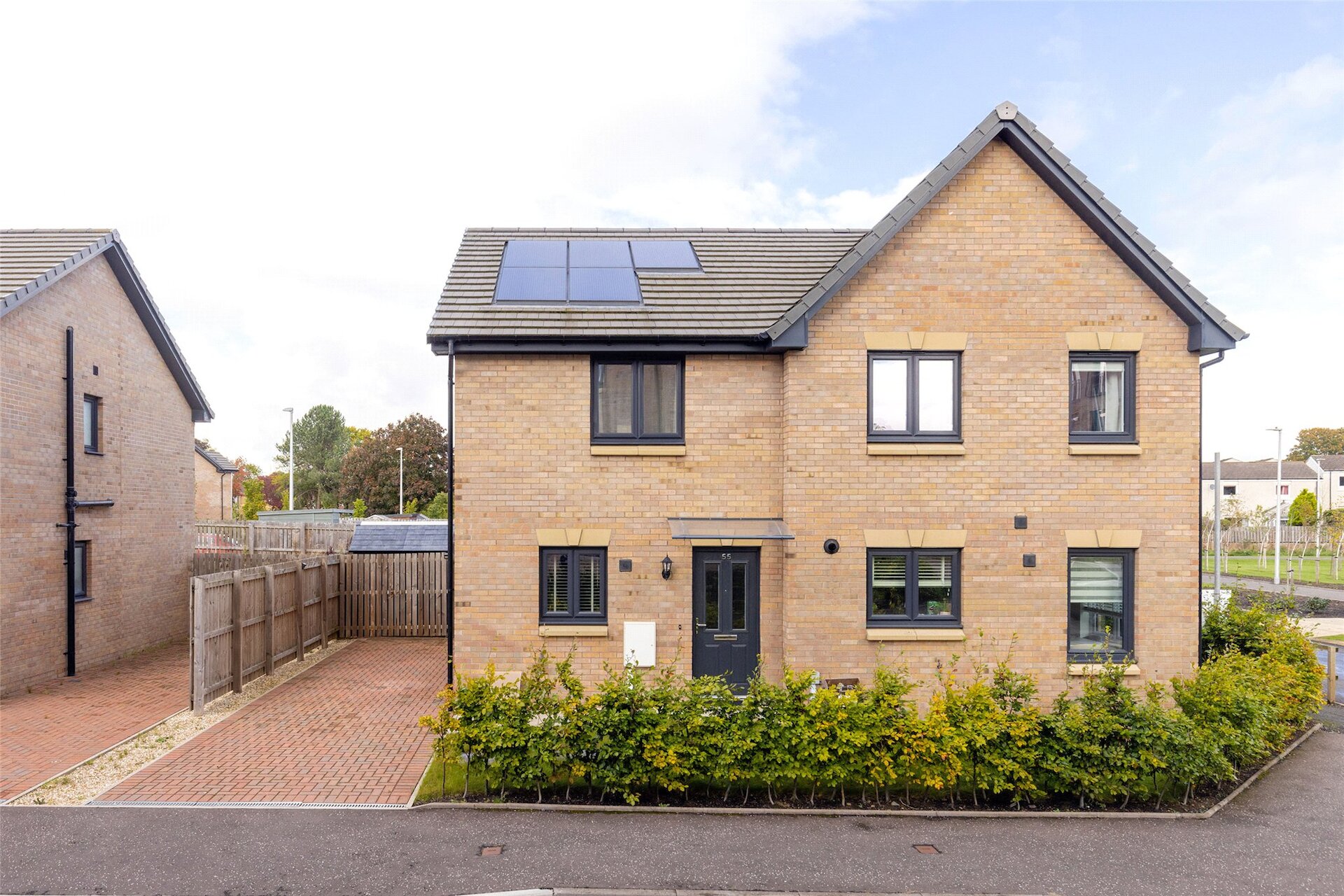 55 Briggers Brae, South Queensferry, Midlothian, EH30 9DP - Picture #1