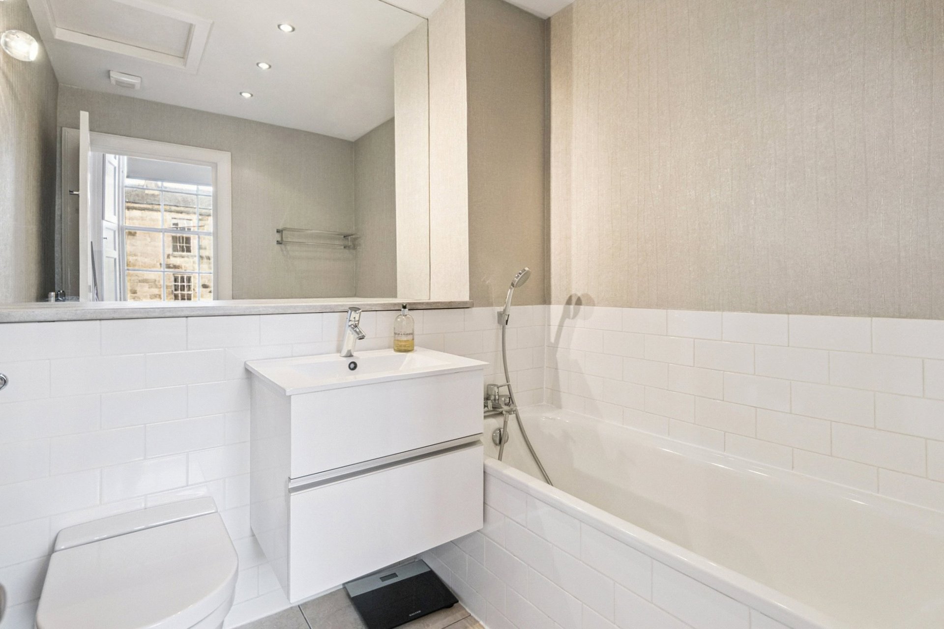 8/5 Abercromby Place, Edinburgh, EH3 6LB - Picture #16