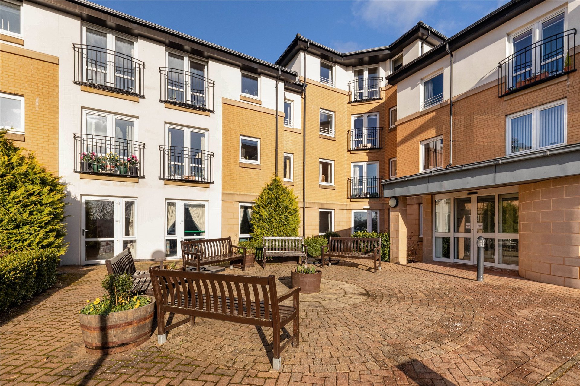Flat 7, Hilltree Court, 96 Fenwick Road, Giffnock, Glasgow, East Renfrewshire, G46 6AA - Picture #2