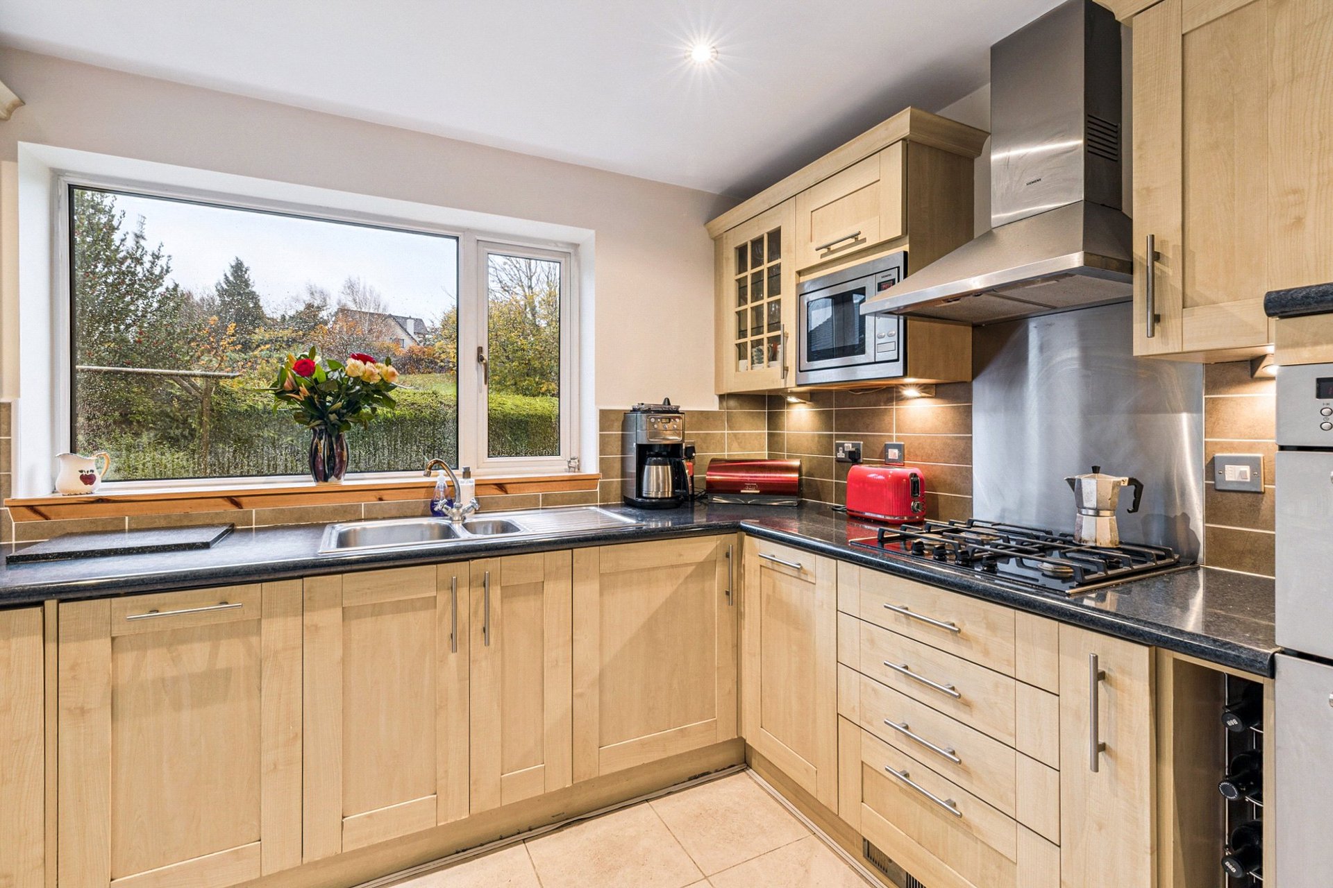 9 Kirkdene Crescent, Newton Mearns, Glasgow, East Renfrewshire, G77 5RP - Picture #9