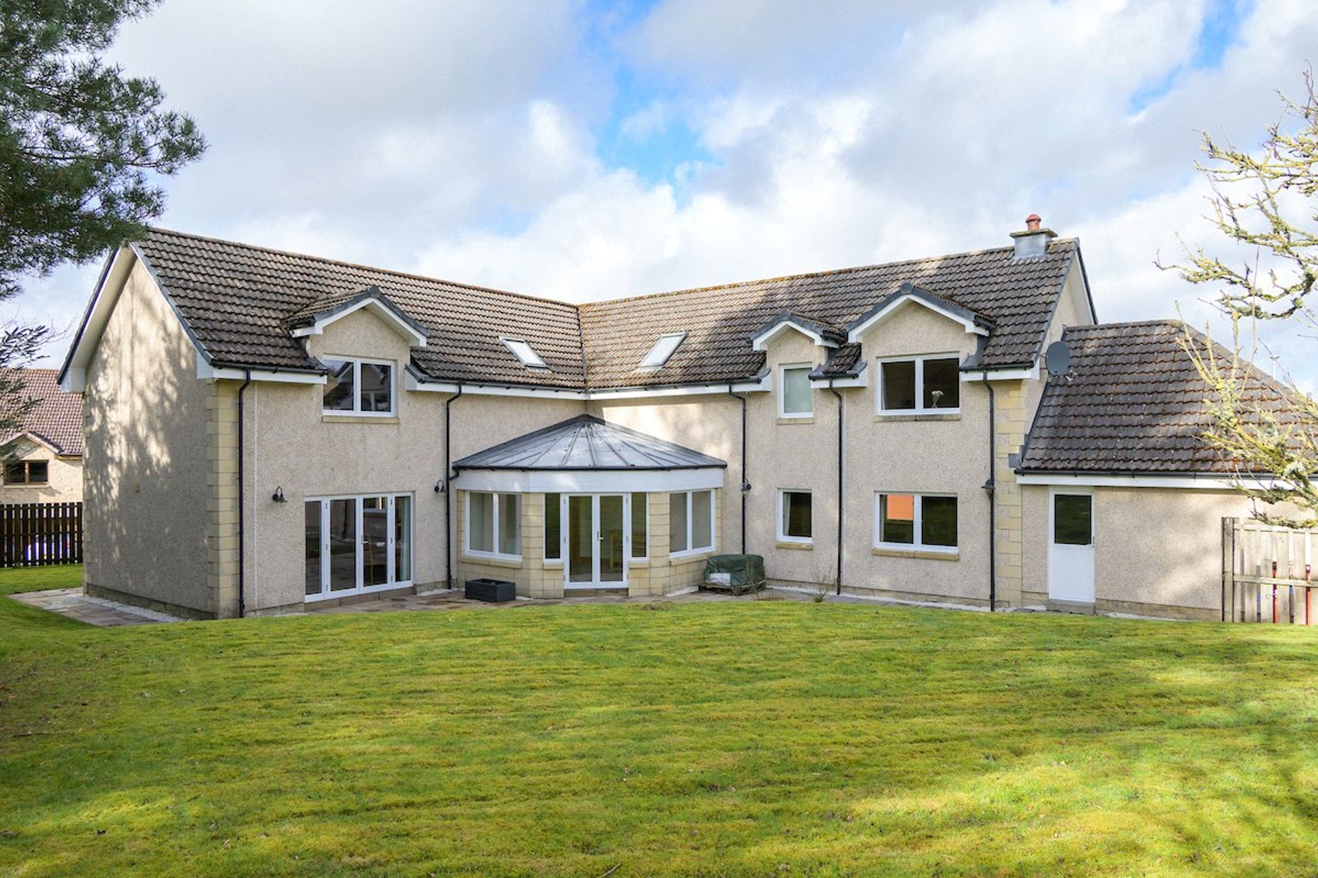15 Halmyre Loan, Romanno Bridge, West Linton, Scottish Borders, EH46 7DN - Picture #2