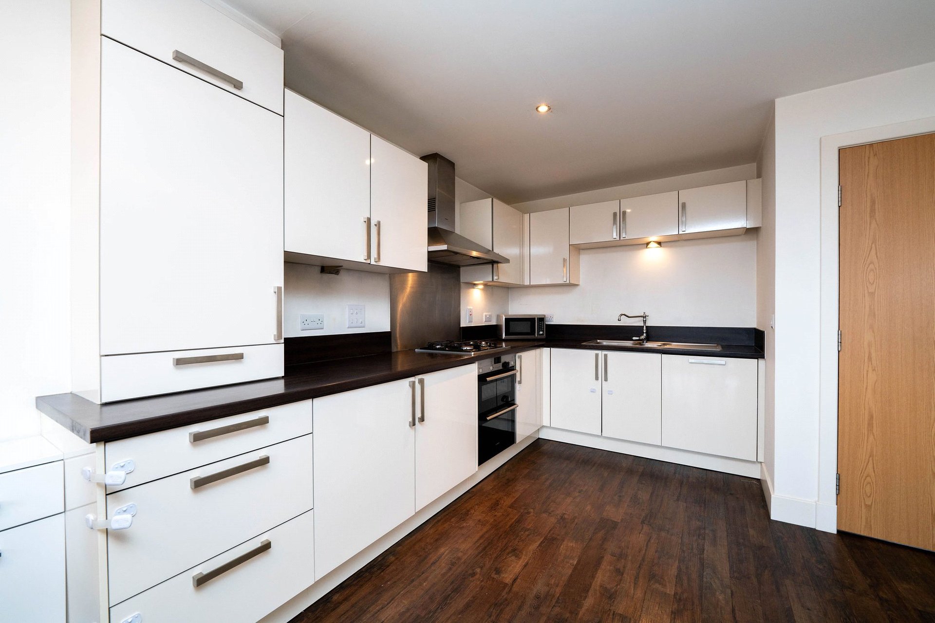 Flat 7, 16 Burnbrae Drive, Edinburgh, Midlothian, EH12 8AS - Picture #3
