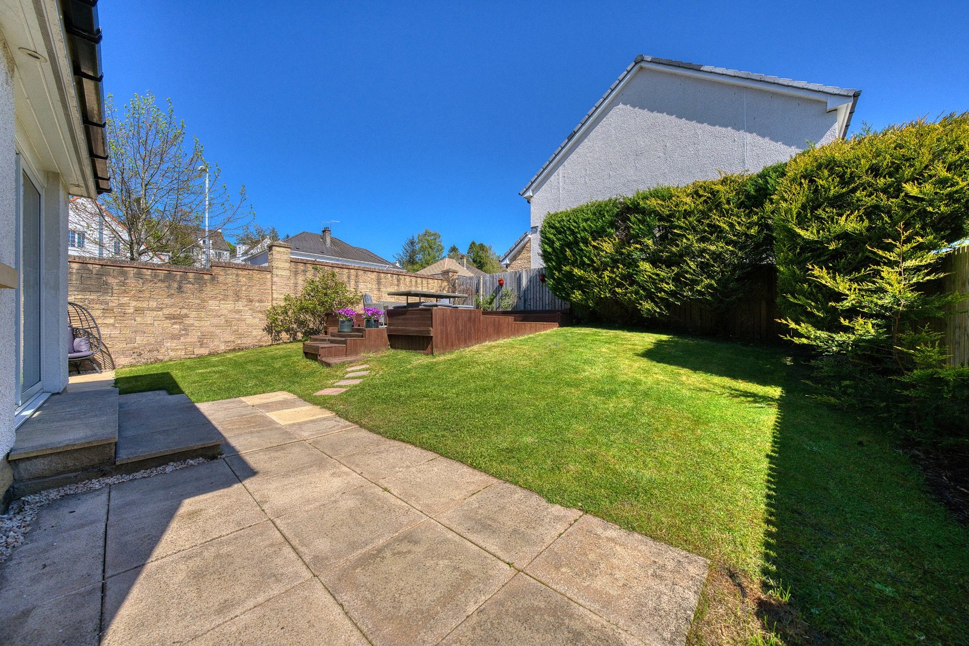 1 Morven Court, Bearsden, G61 3DE - Picture #43