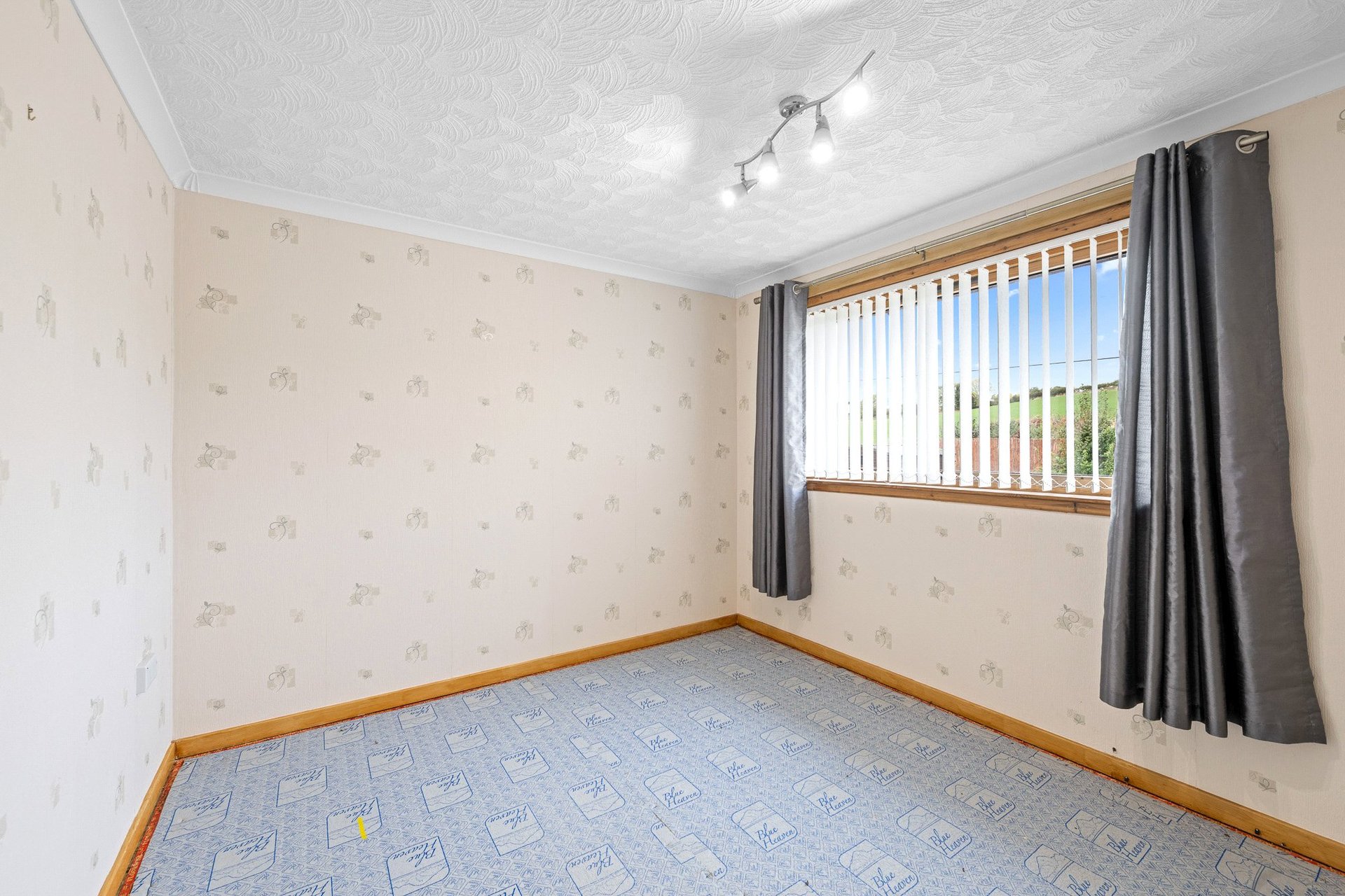 6 Hallbank, Coldingham, Eyemouth, Scottish Borders, TD14 5NY - Picture #12