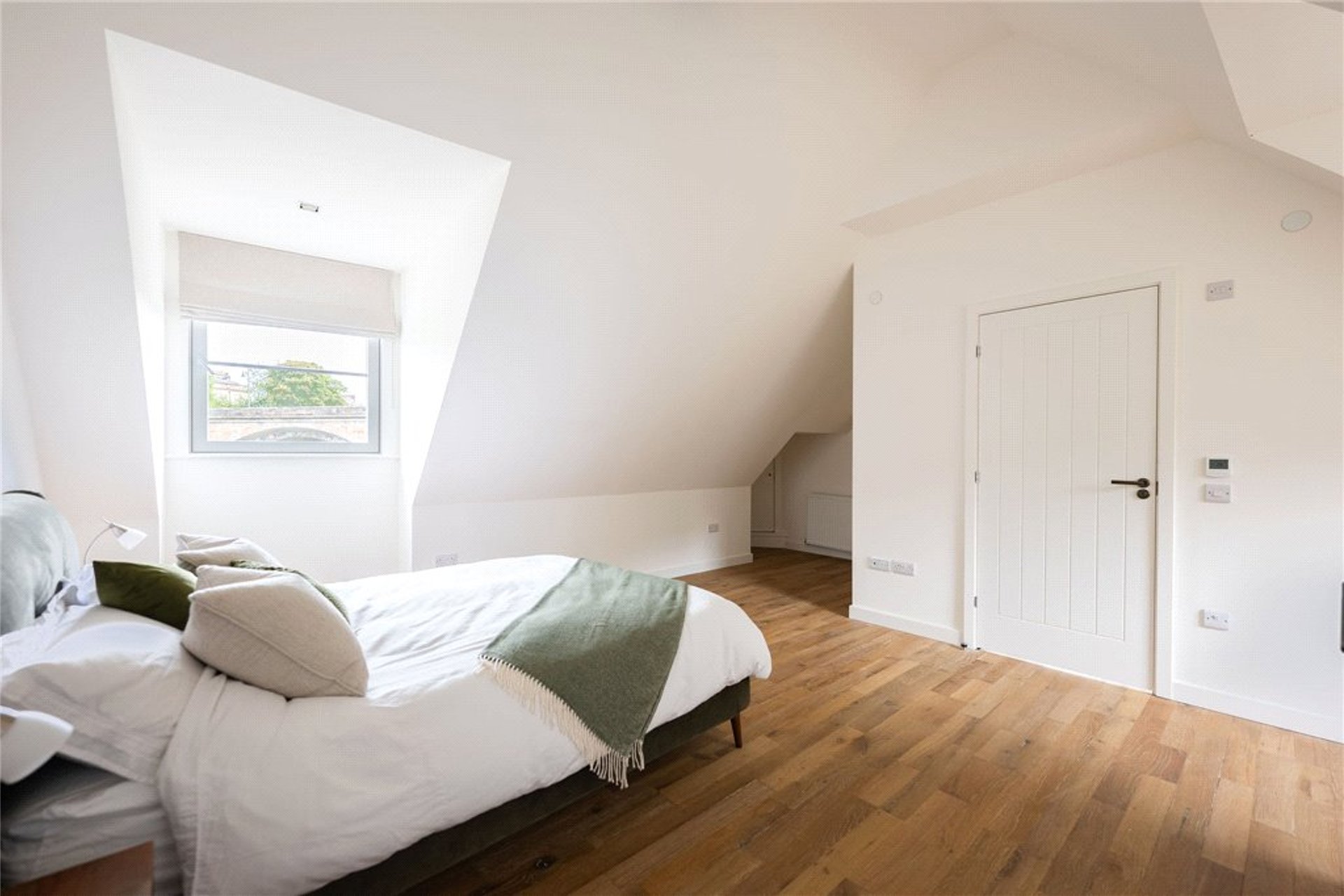2 Bells Brae, Edinburgh, Midlothian, EH4 3BJ - Picture #10
