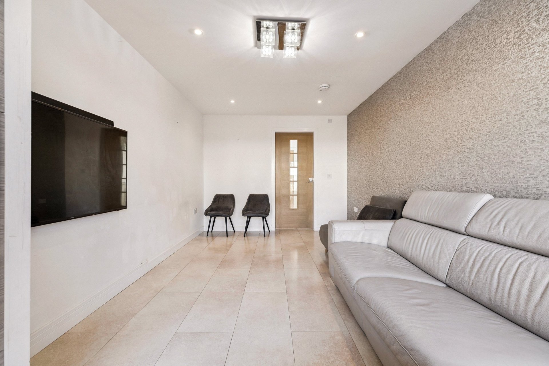 16 Aldton Park, Newton Mearns, Glasgow, G77 5UT - Picture #15