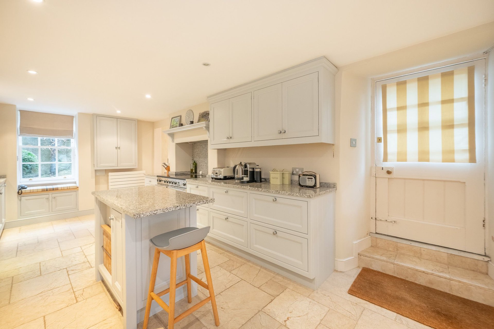 Dispensary House, 106 Roxburgh Street, Kelso, Scottish Borders, TD5 7DY - Picture #9