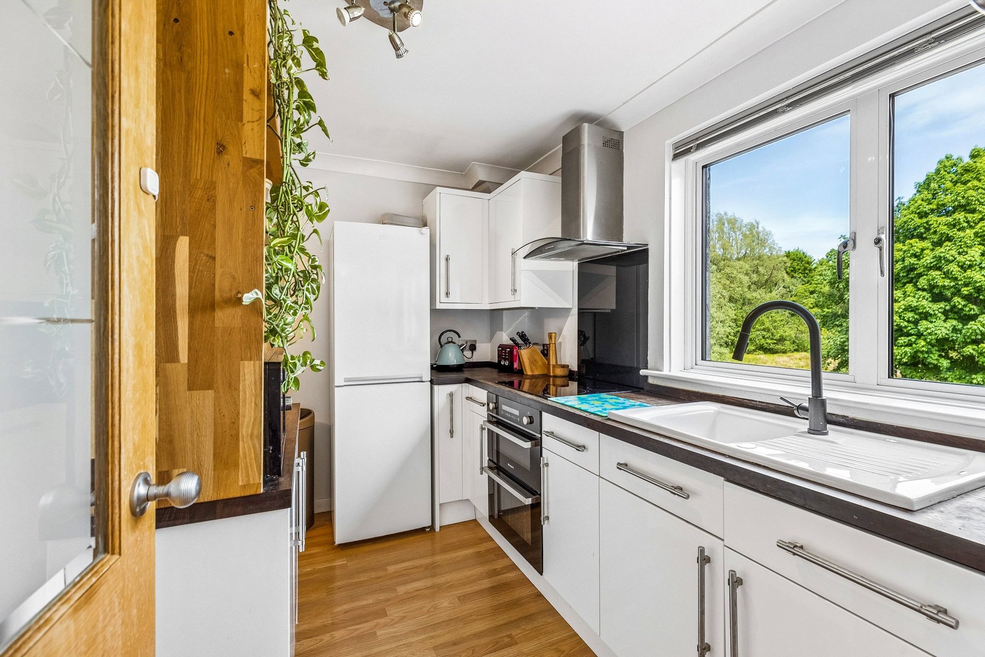 24 Falloch Road, Milngavie, G62 7RP - Picture #9