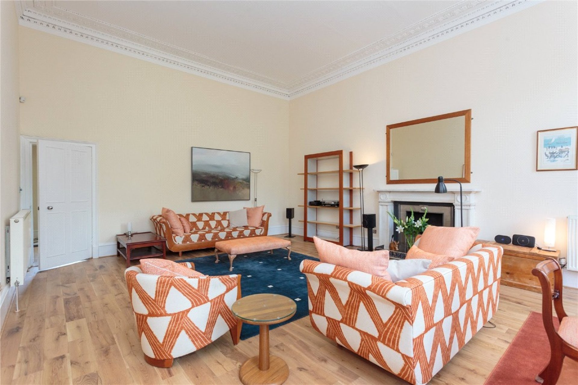7 Royal Circus, New Town, Edinburgh, EH3 6TL - Picture #2